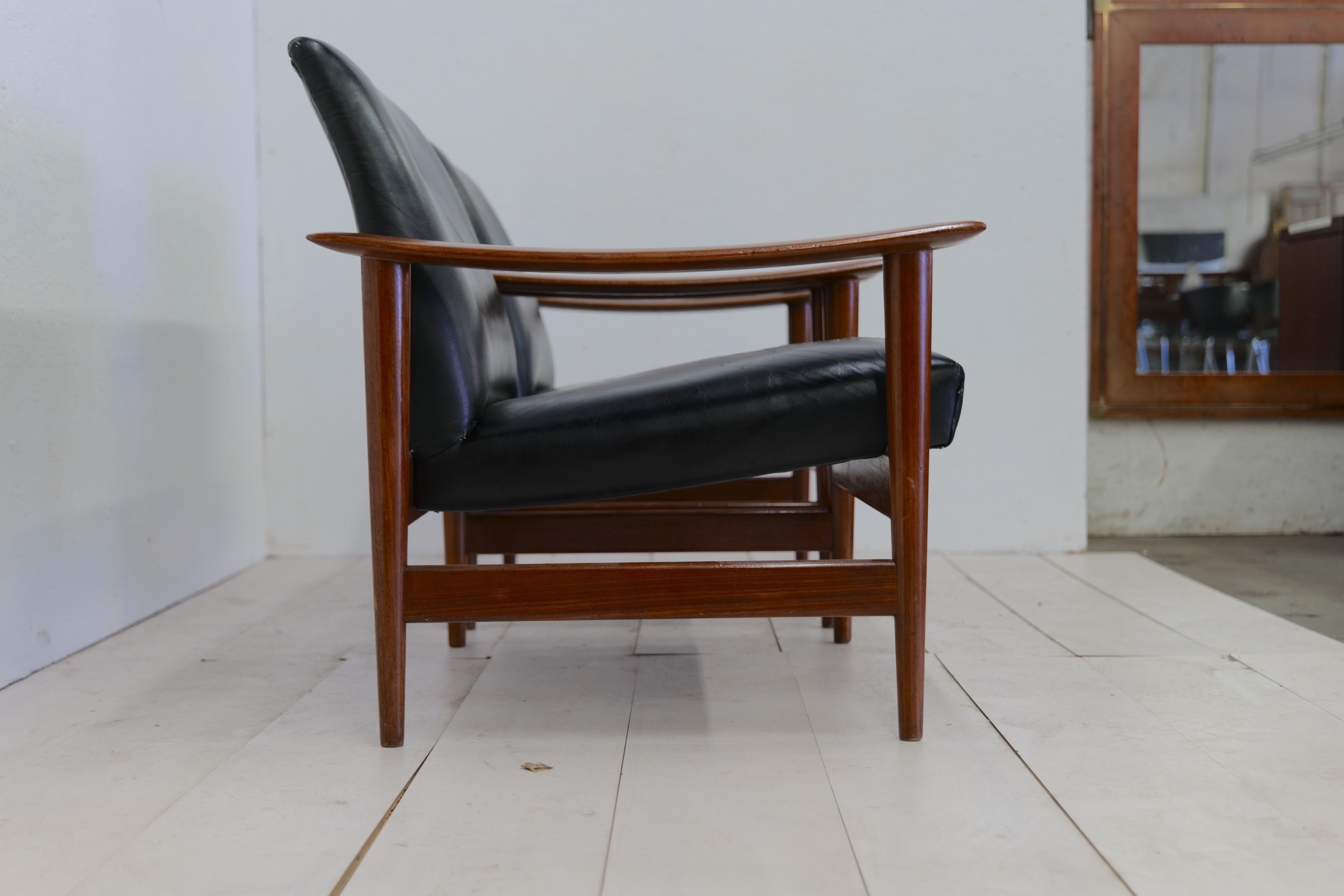 Dänischer Sessel aus der Mitte des Jahrhunderts 1960er Jahre (Mitte des 20. Jahrhunderts) im Angebot