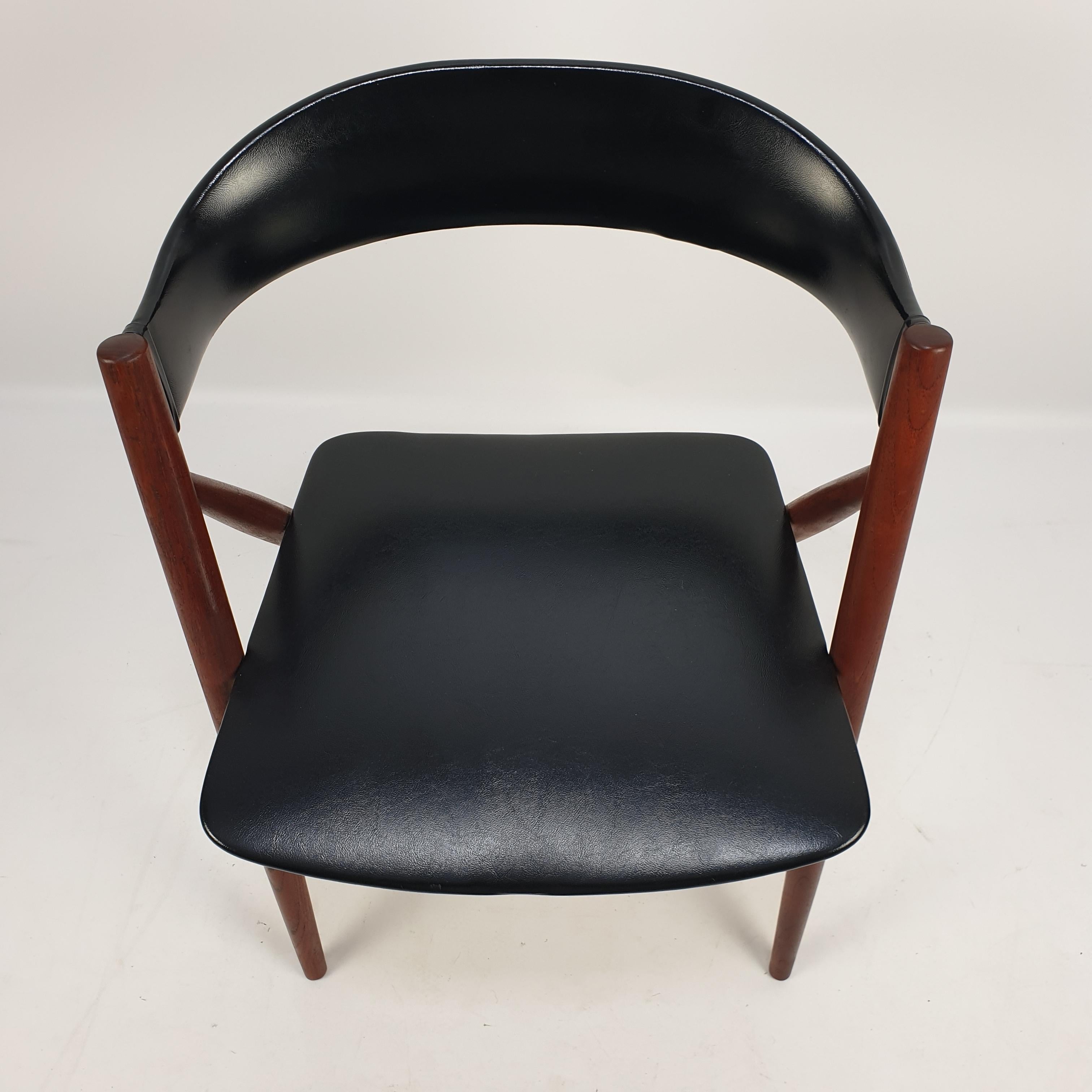 Midcentury Danish Armchair in Teak, 1960s For Sale 2