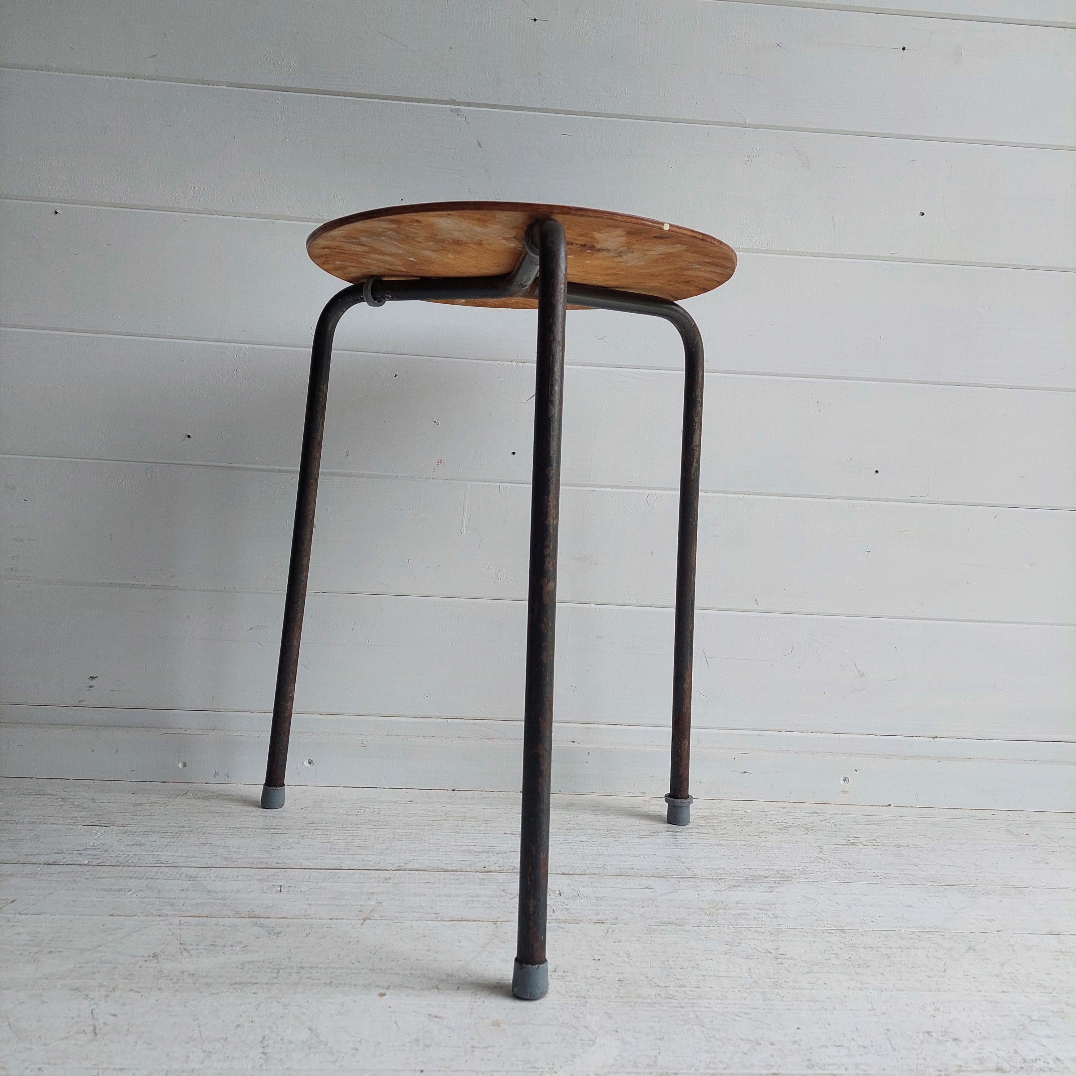 Mid Century Danish Arne Jacobsen Style Dot Stool tripod base  Vintage Industrial 8