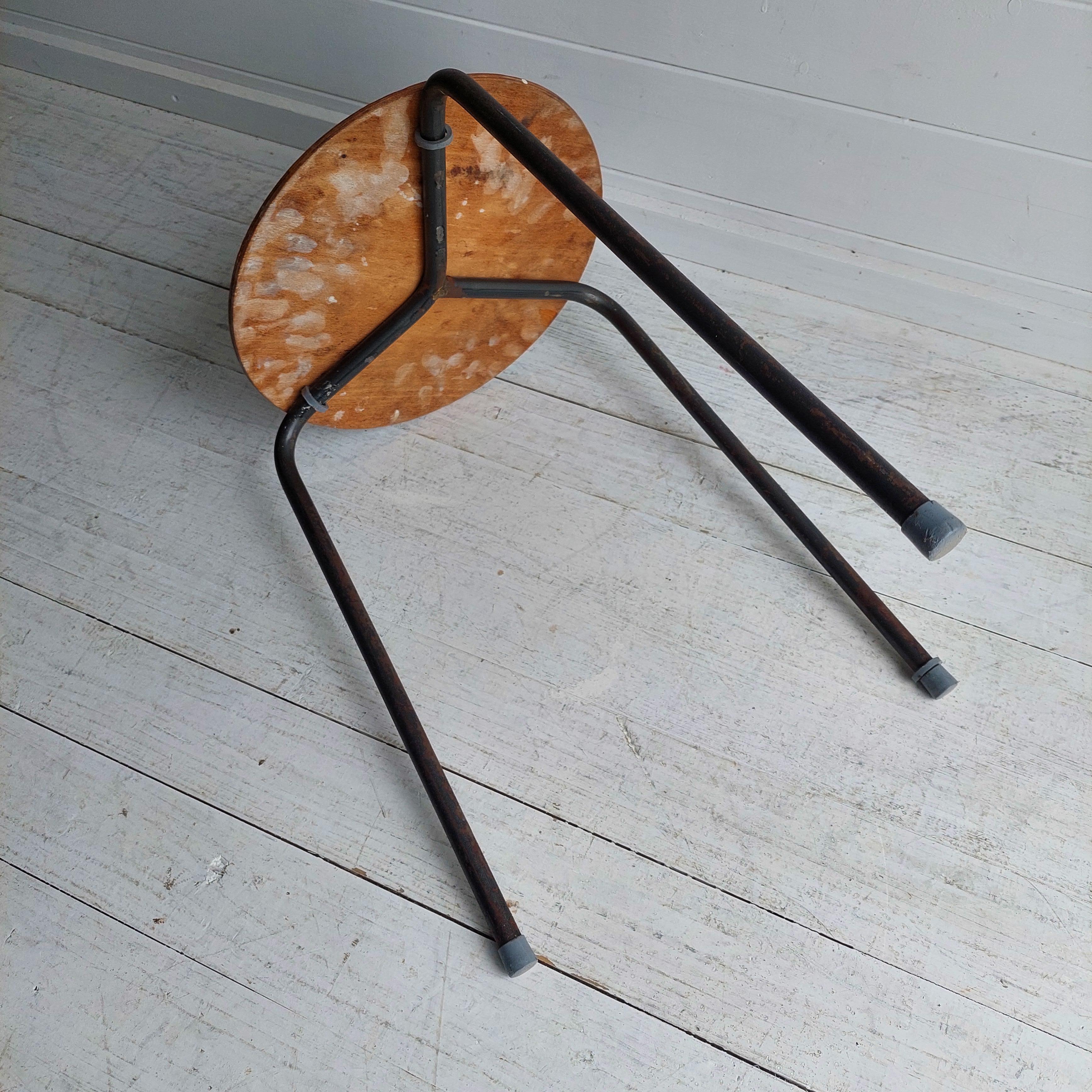 Mid Century Danish Arne Jacobsen Style Dot Stool tripod base  Vintage Industrial 9