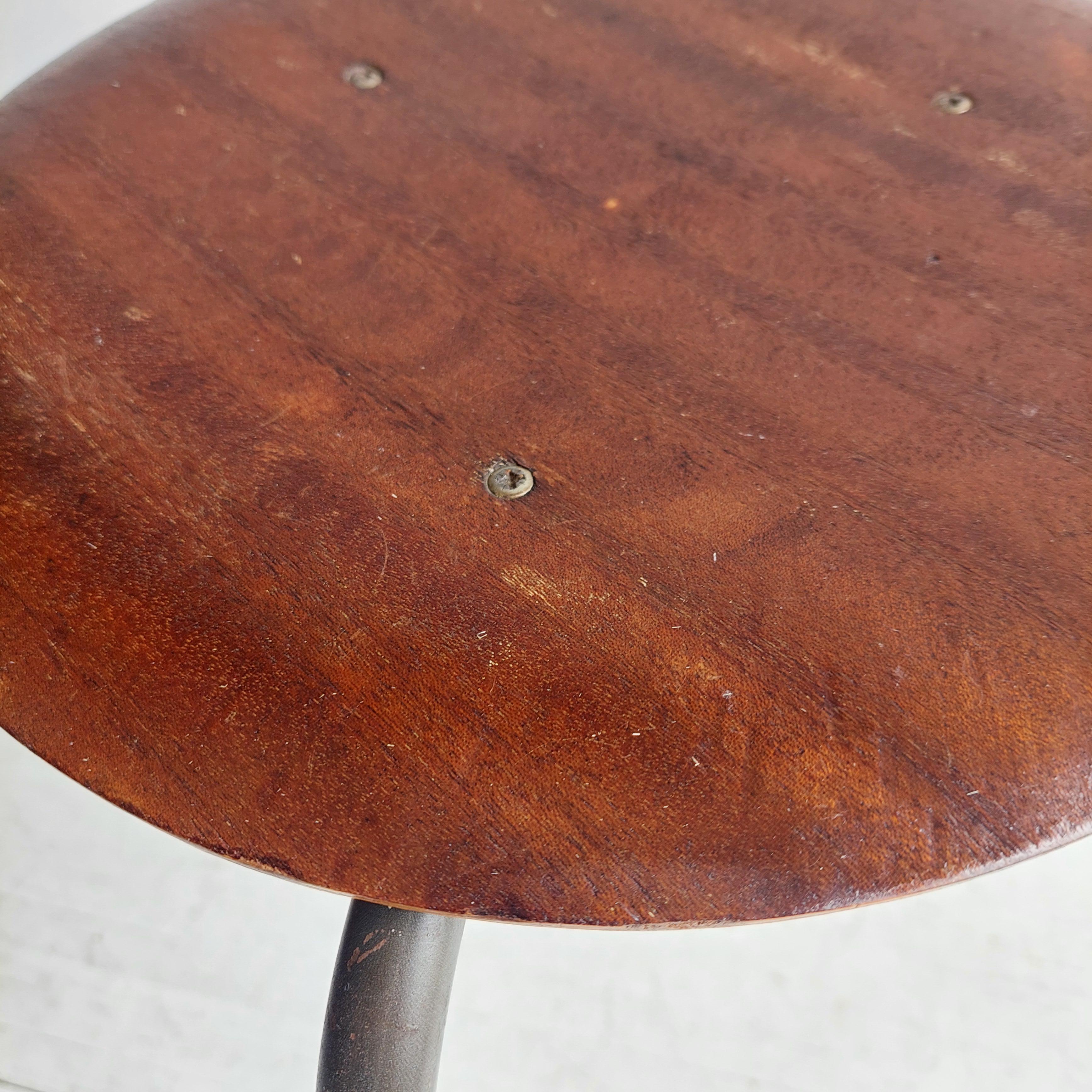 Mid Century Danish Arne Jacobsen Style Dot Stool tripod base  Vintage Industrial 2