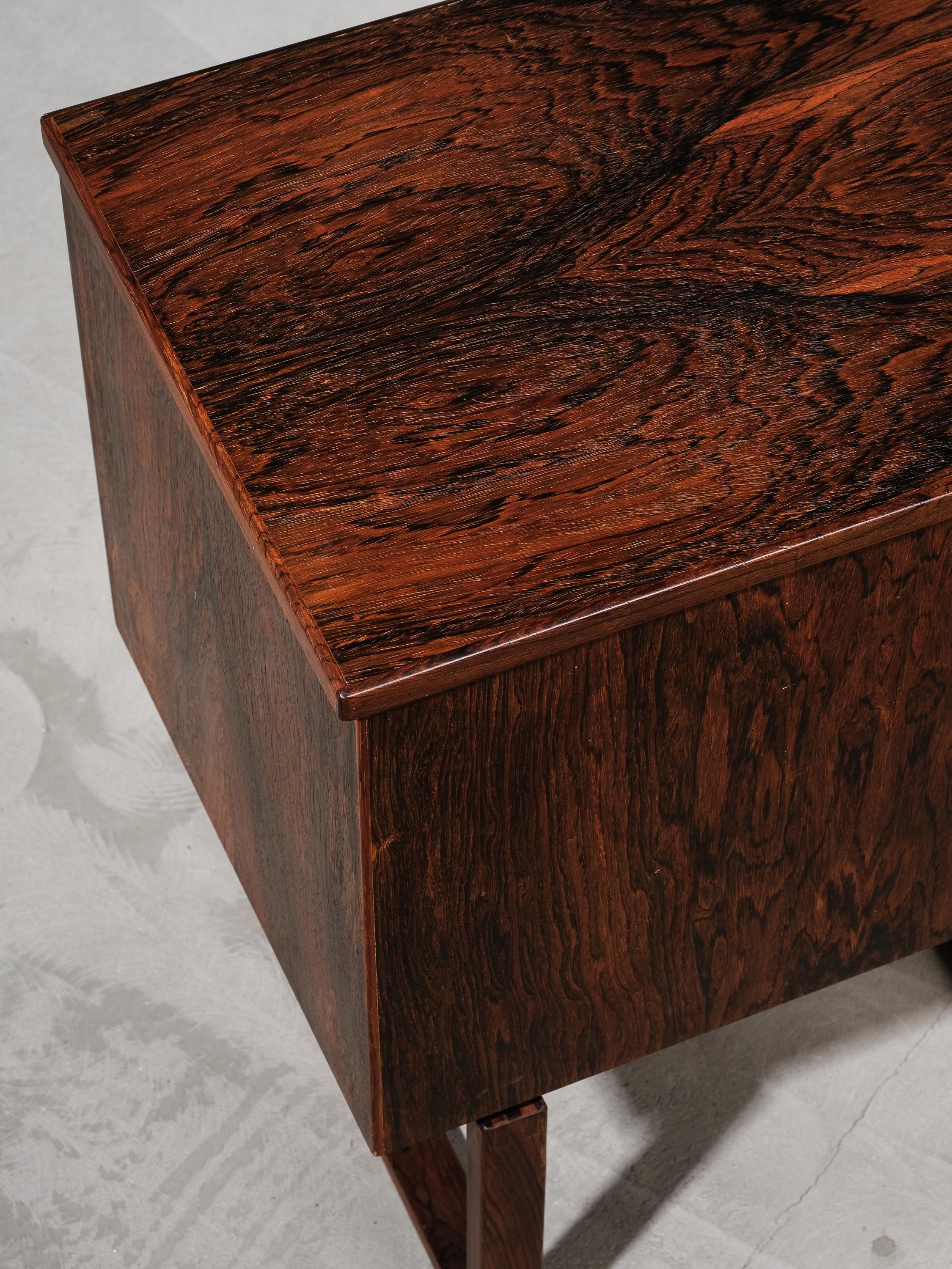 Mid-Century Danish Bar Cabinet in Palisander by Kai Kristiansen, 1960s For Sale 2