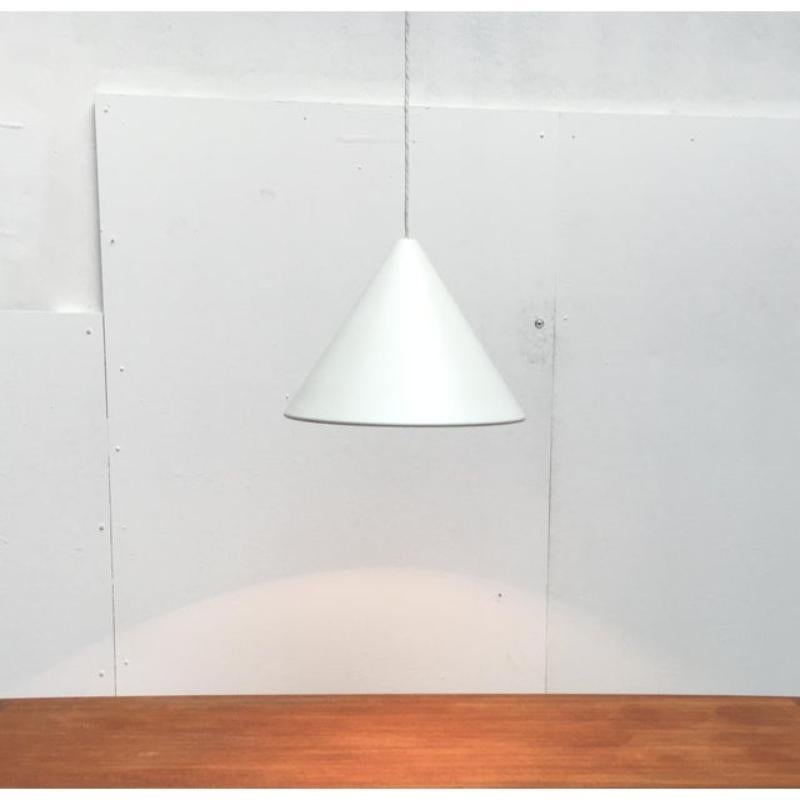 Lampada a sospensione biliardo danese di metà secolo di Louis Poulsen In condizioni buone in vendita a Hamburg, DE