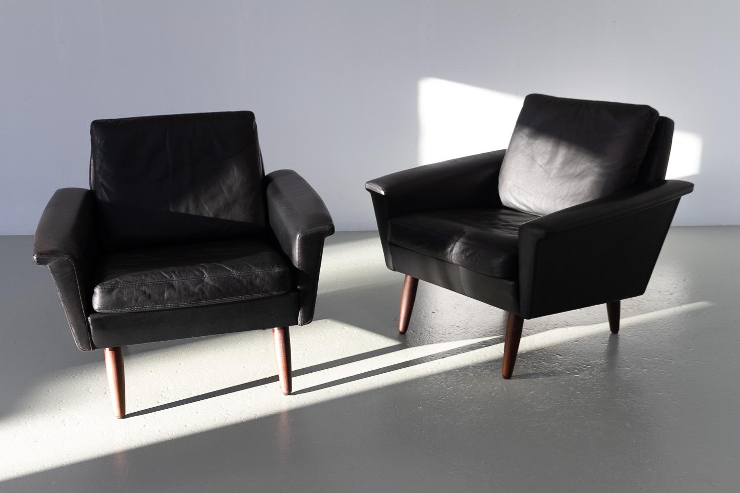 Mid-Century Danish Black Leather Lounge Chairs by Thams, 1960s. Set of 2. For Sale 13