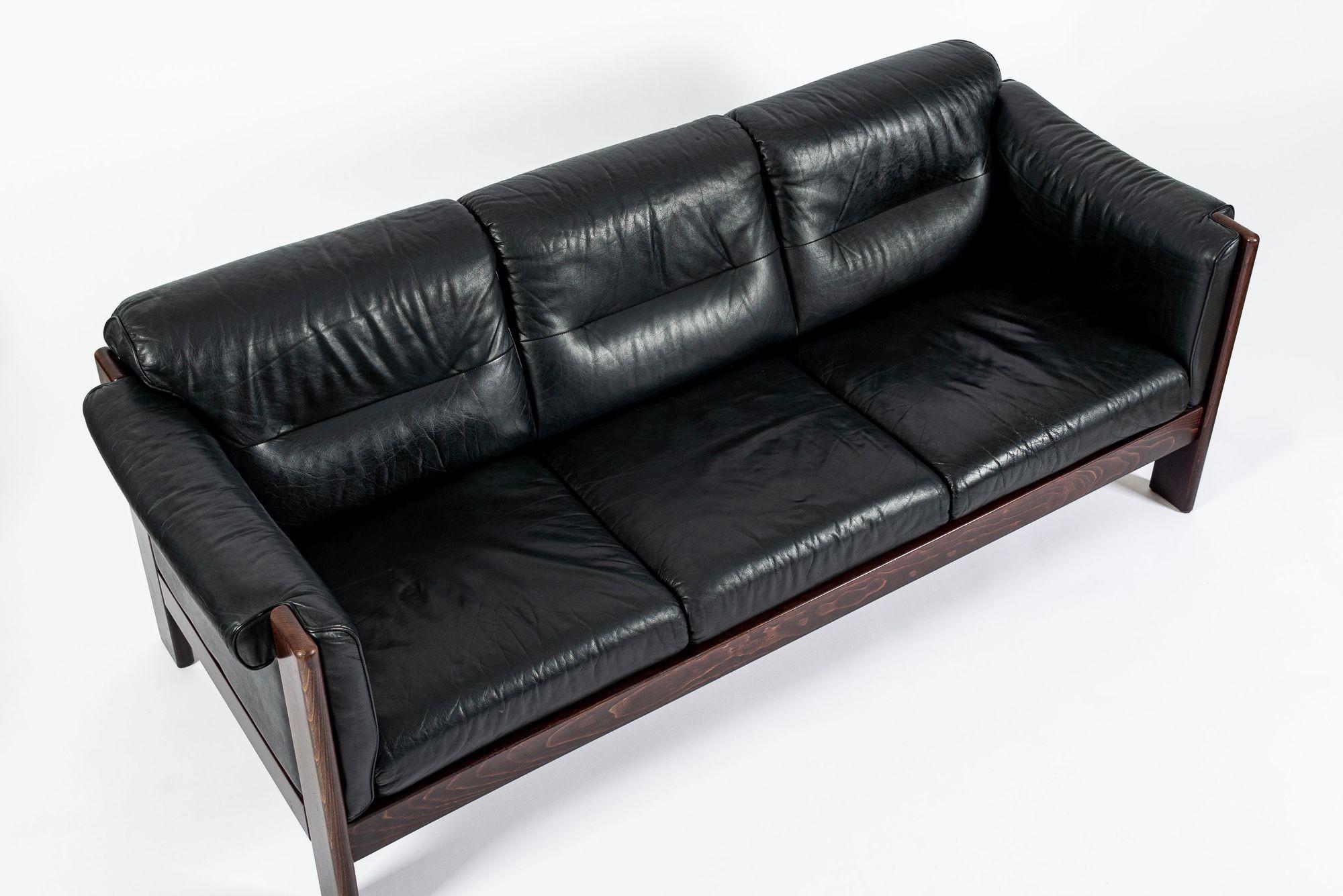 Mid Century Danish Black Leather Sofa in Style of Arne Norell en venta 1