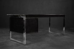 Dänischer schwarzer moderner minimalistischer Mid-Century-Büro-Schreibtisch aus Eiche mit Chromsockel