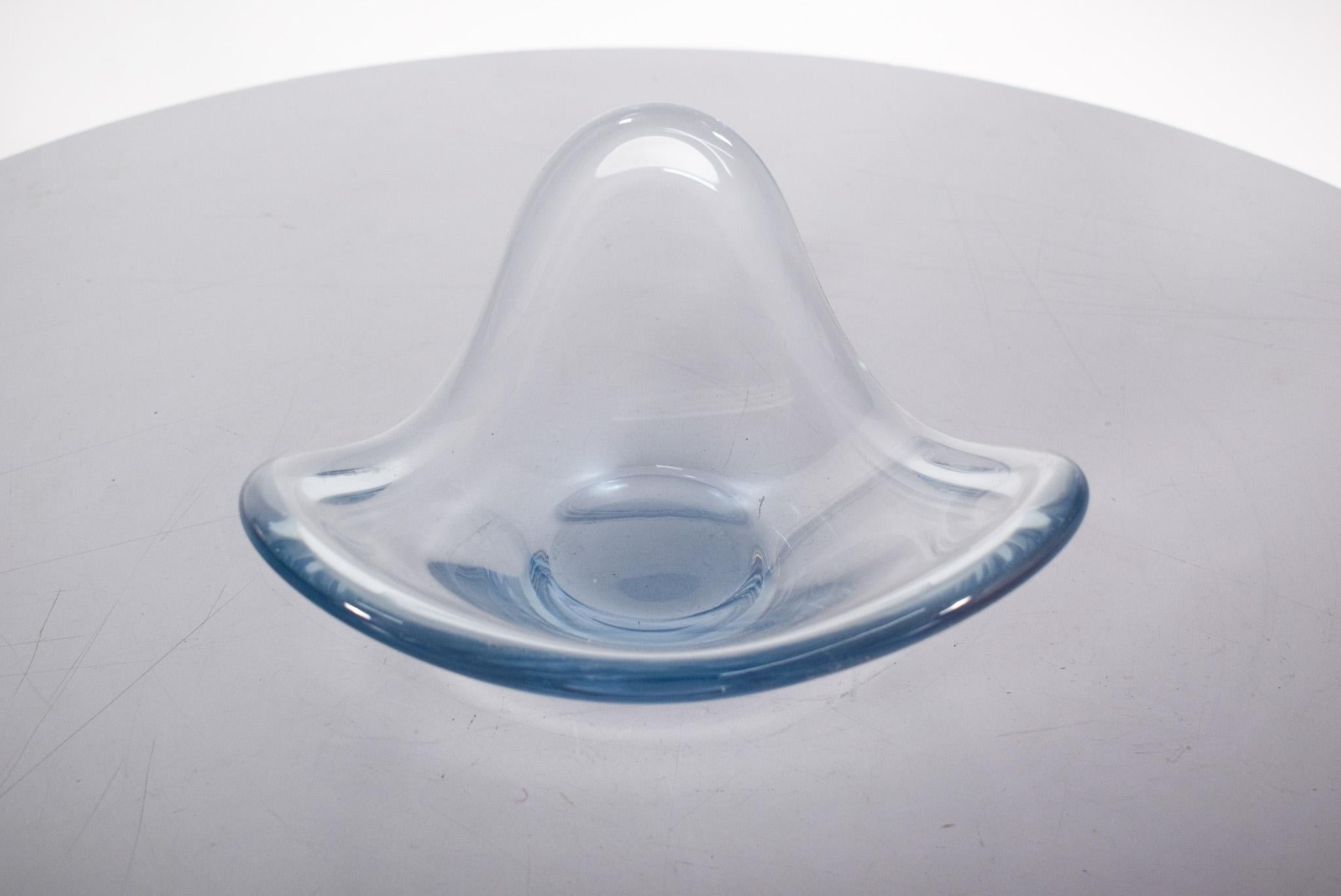 Blaue dänische Glasschale aus der Jahrhundertmitte (Dänisch) im Angebot