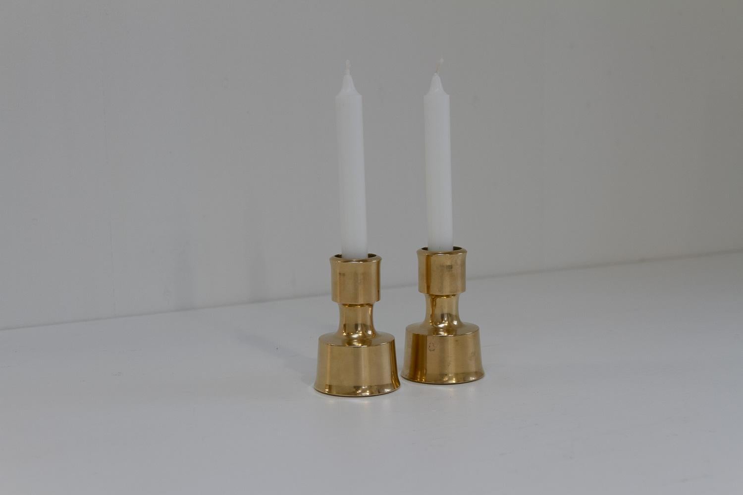 Portacandele in ottone danese di metà secolo di Jens Quistgaard,  1960s. Set di 2. in vendita 6