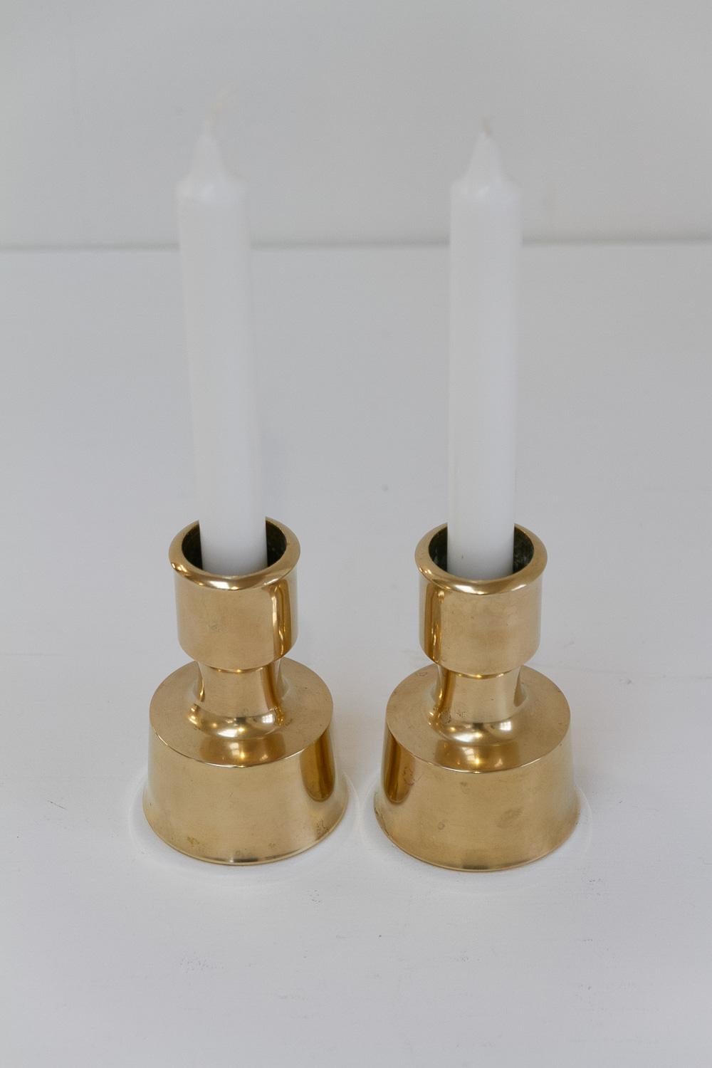 Portacandele in ottone danese di metà secolo di Jens Quistgaard,  1960s. Set di 2. in vendita 7