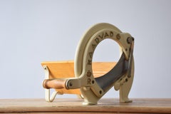 Dänischer Brotschieber aus der Mitte des Jahrhunderts in Beige und Gold von Ove Larsen für Raadvad, 1950er Jahre