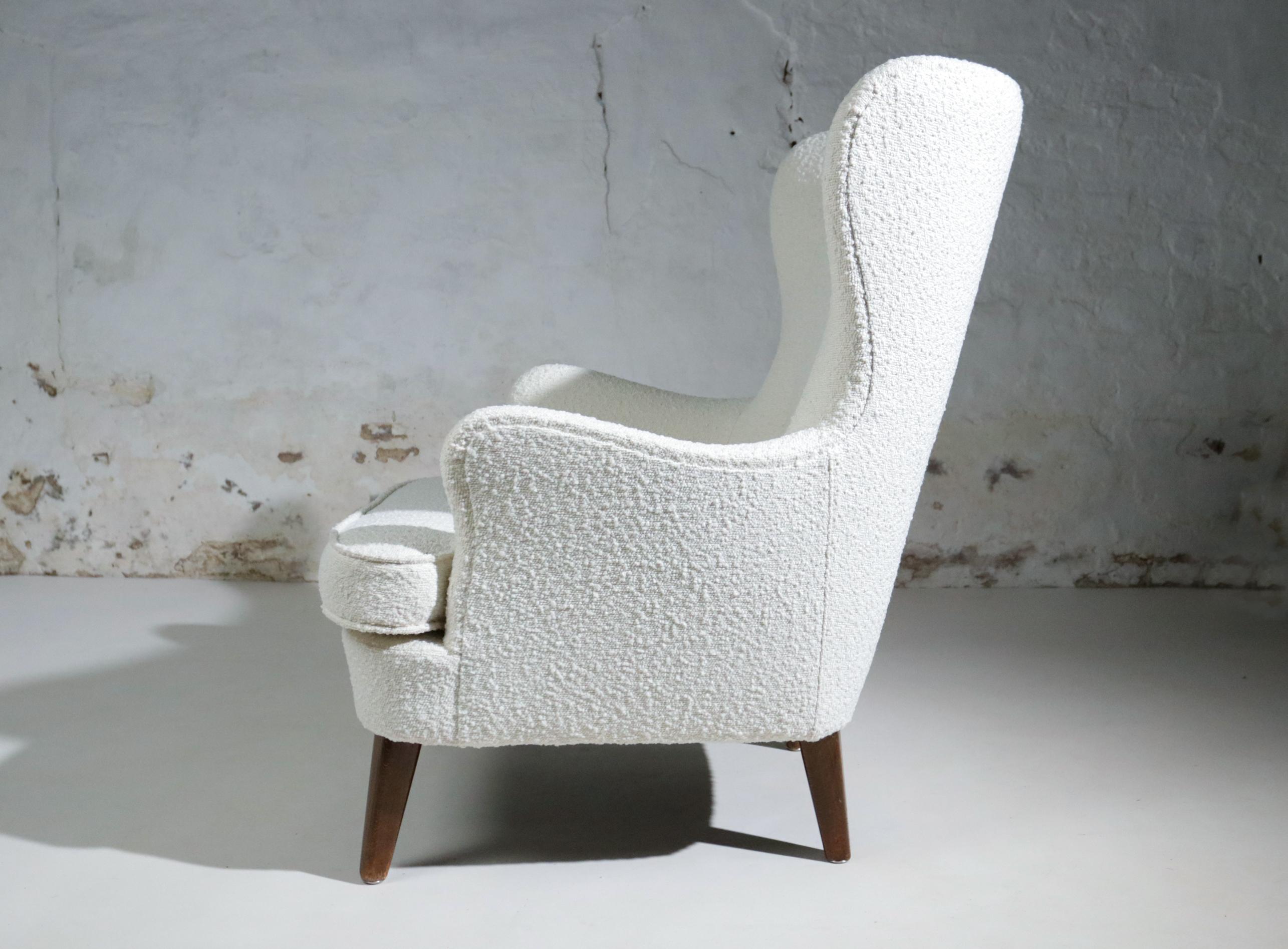 Mid-Century Danish Cabinetmaker 1950s Boucle Armchair / Lounge Chair 5