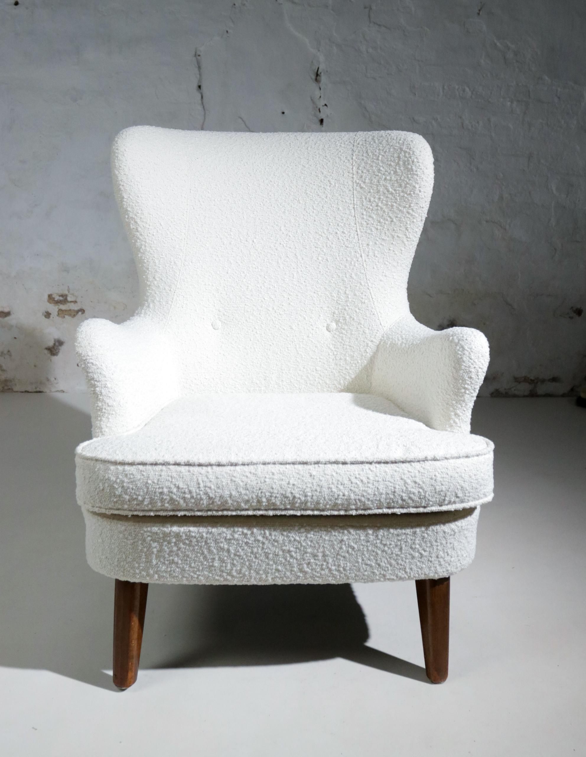Mid-Century Danish Cabinetmaker 1950s Boucle Armchair / Lounge Chair 7