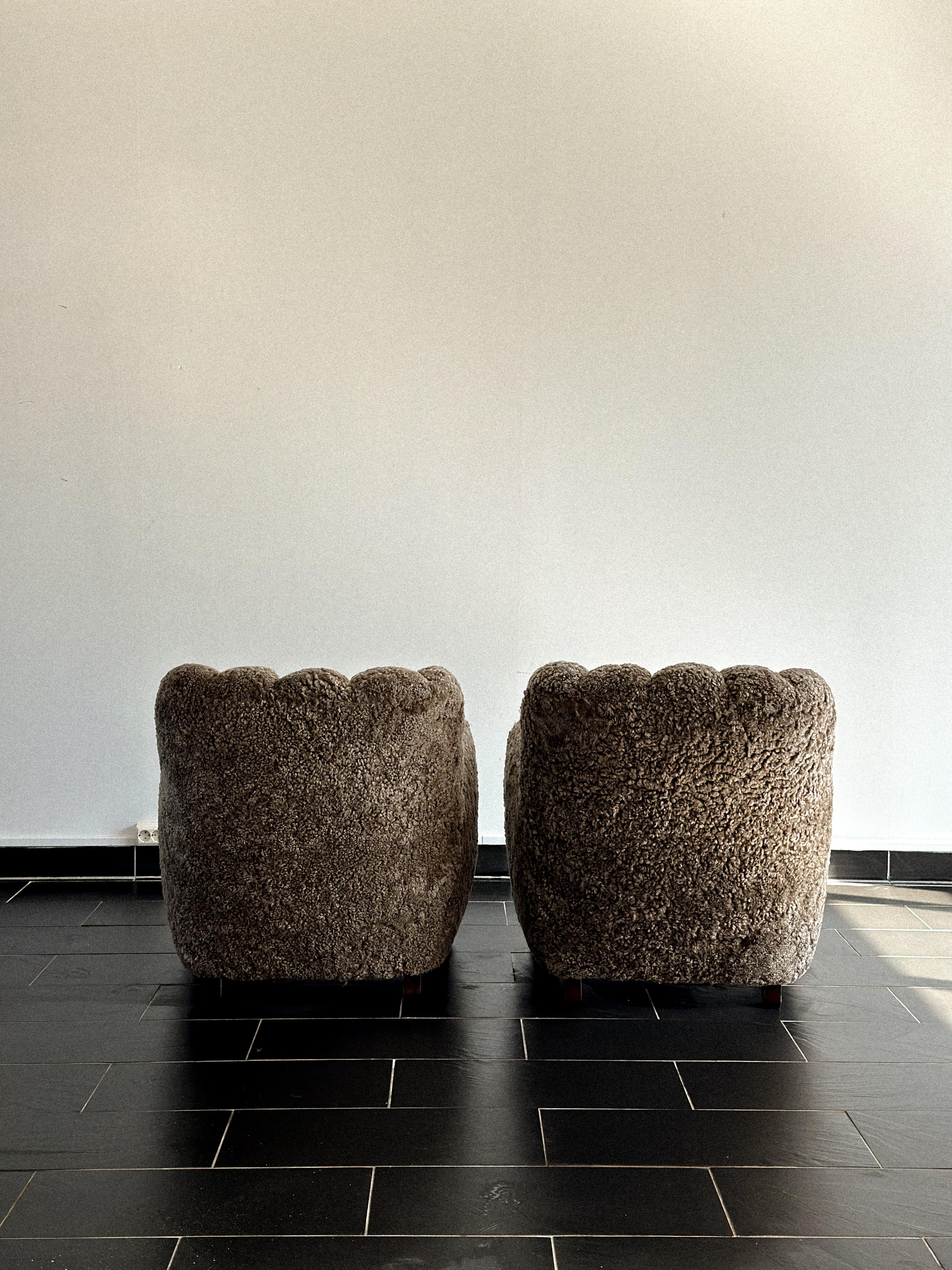 Mid-20th Century Mid-Century Danish Cabinetmaker Lounge Chairs in Sheepskin, Denmark, 1940s For Sale
