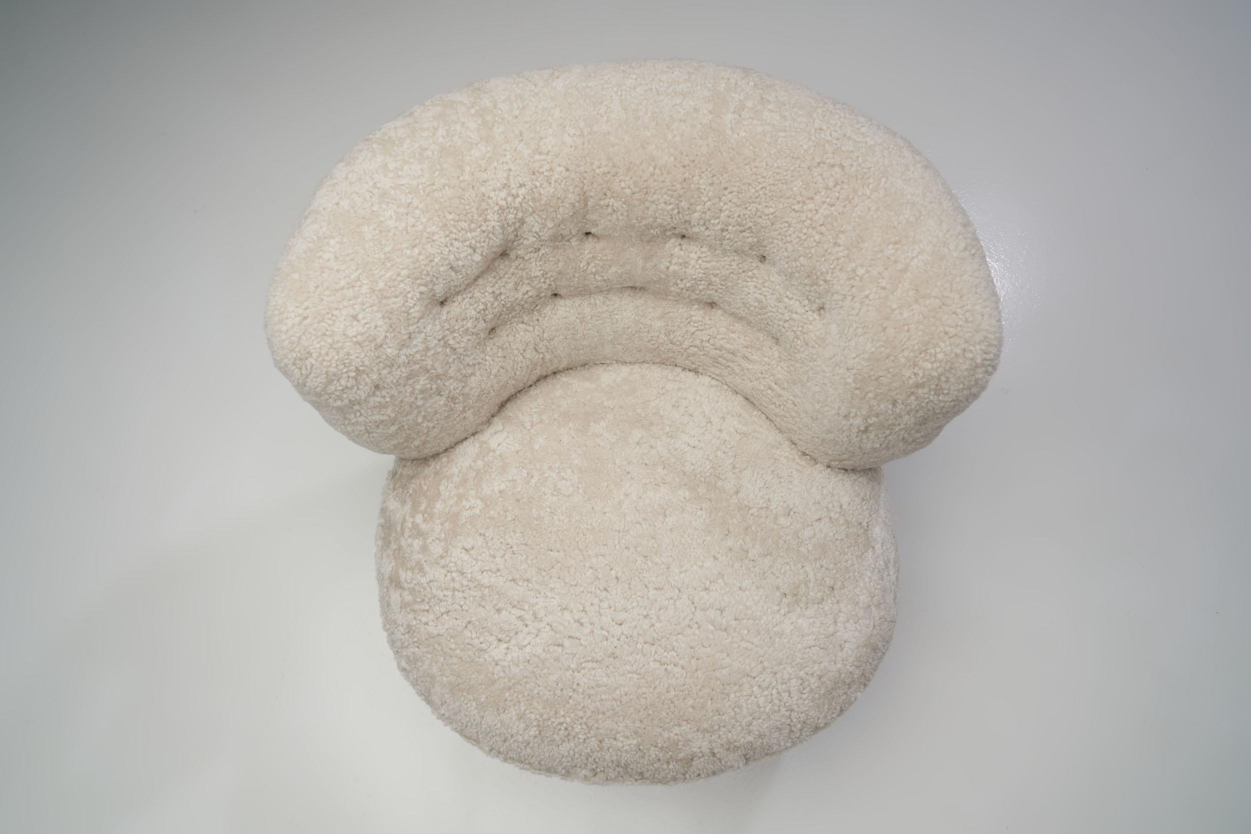 Sedie da salotto di metà secolo in pelle di pecora, Danimarca, 1950 ca. 1