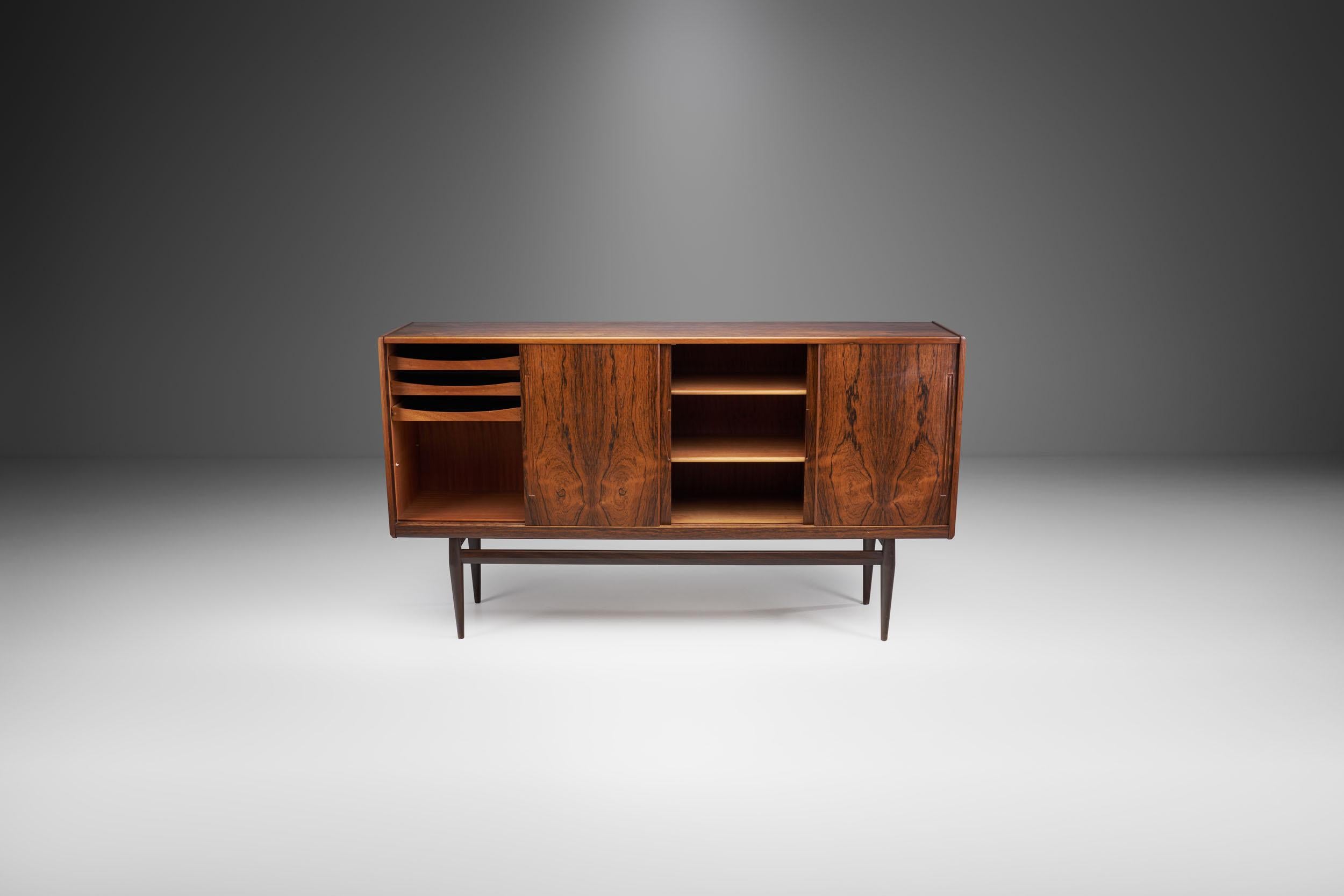 Mid-Century Danish Cabinetmaker Sideboard, Denmark, 1960s For Sale 1