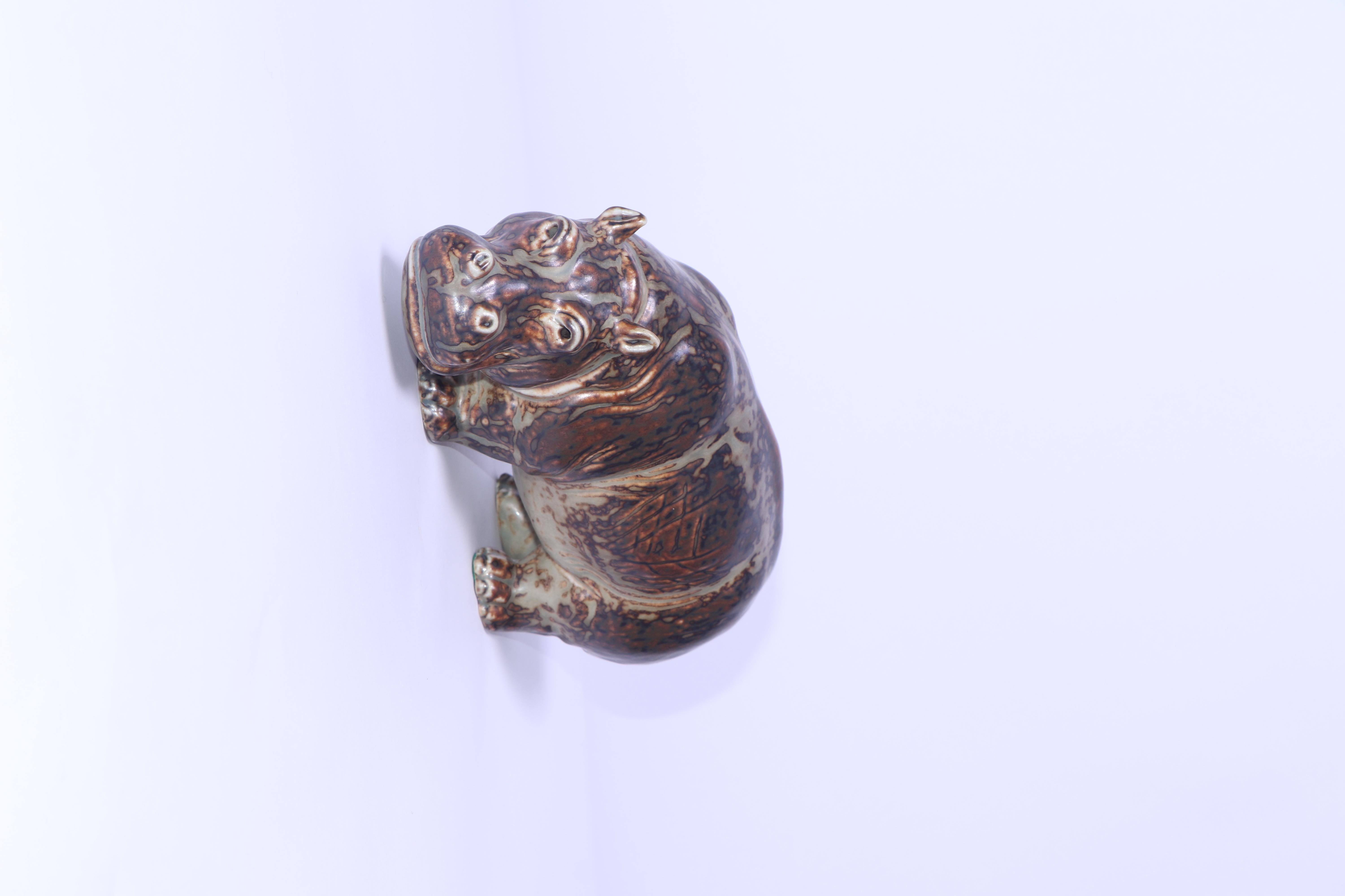 Mid-Century Danish Ceramic Hippopotamus No. 20182 Knud Kyhn for Royal Copenhagen For Sale 1