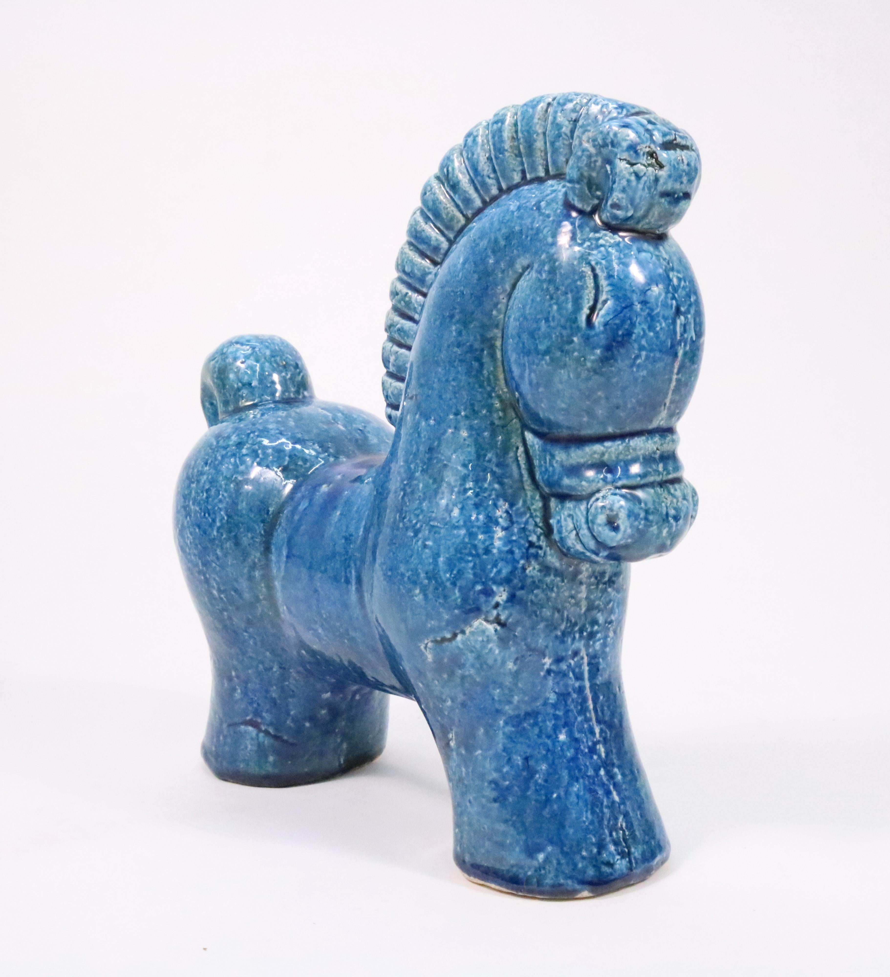 An unusual and weighty ceramic horse in a beautiful turquoise glaze. 

1960s Danish design in the manner of Bitossi.

 