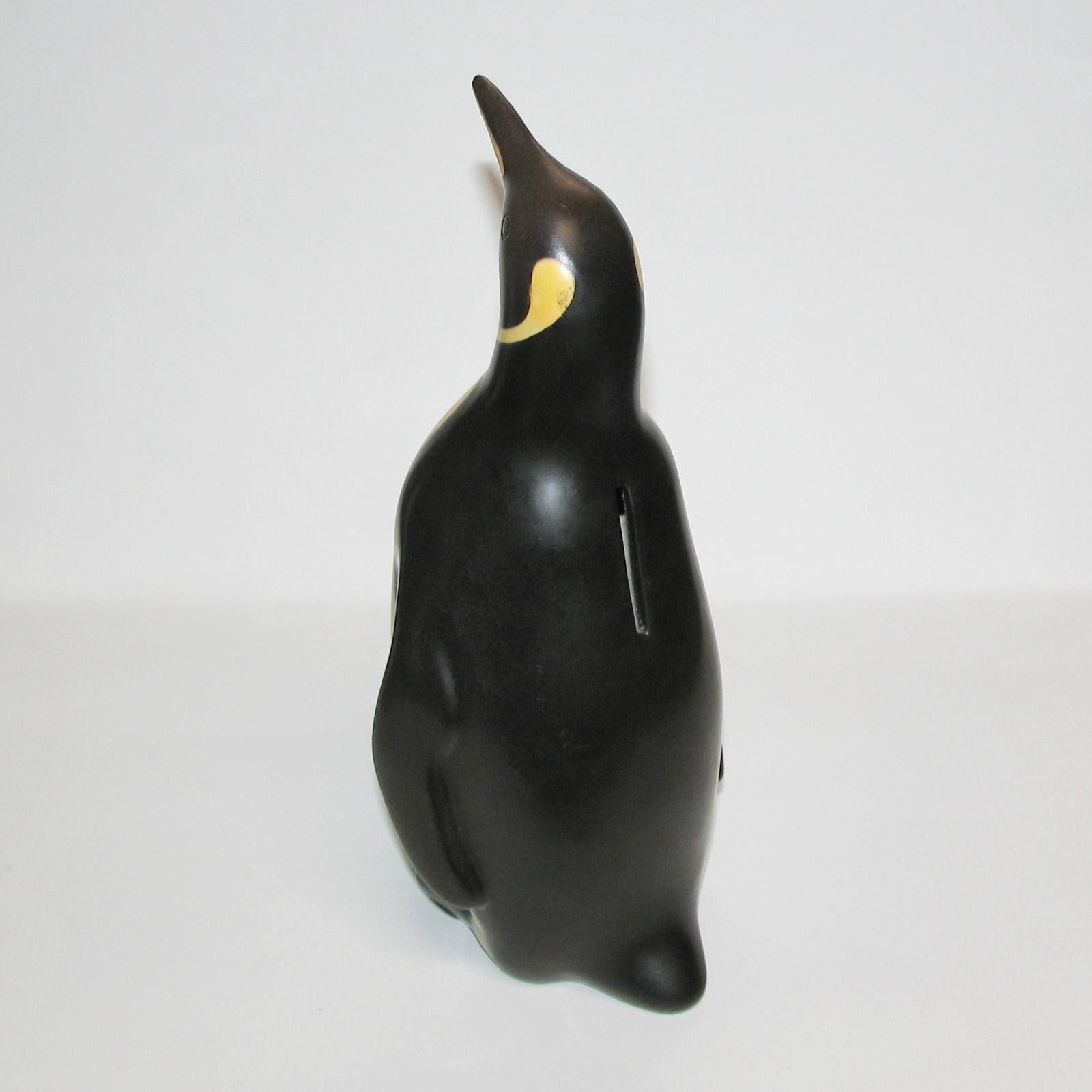 Midcentury Danish Ceramic Penguin Bank by Knabstrup 5