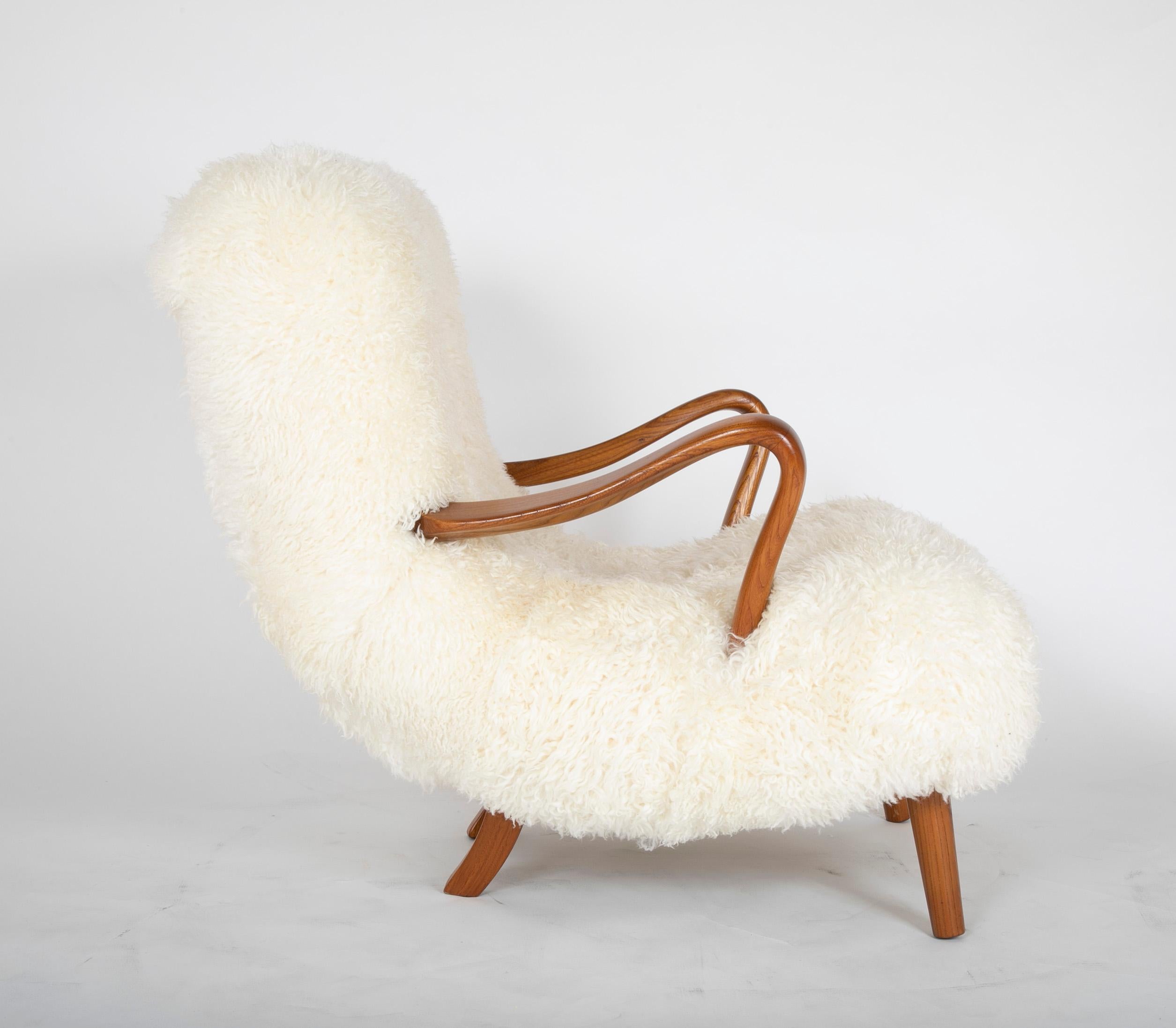 20th Century Midcentury Danish Chair of Elm Wood and Sheepskin in the Style of Arctander