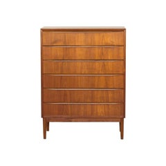 Mid-Century Danish Chest of 6 Drawers in Teak with Long Drawer Handle