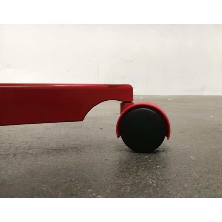 Chaise pivotante pour enfant danoise du milieu du siècle par Jørgen Rasmussen pour Kevi, 1960s en vente 1