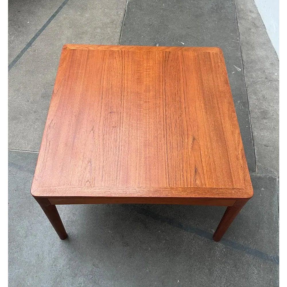 Mid-Century Modern Table basse danoise du milieu du siècle en teck, années 1960 en vente