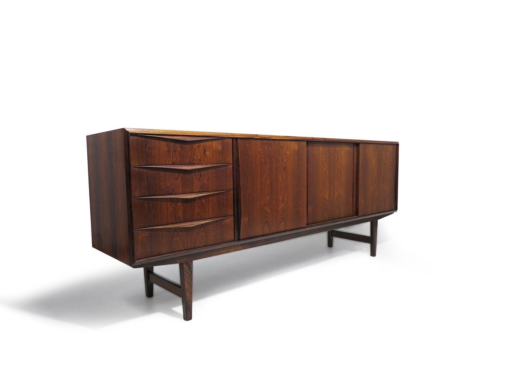 Scandinavian Modern Mid-Century Danish Credenza in Brazilian Rosewood – Restored For Sale