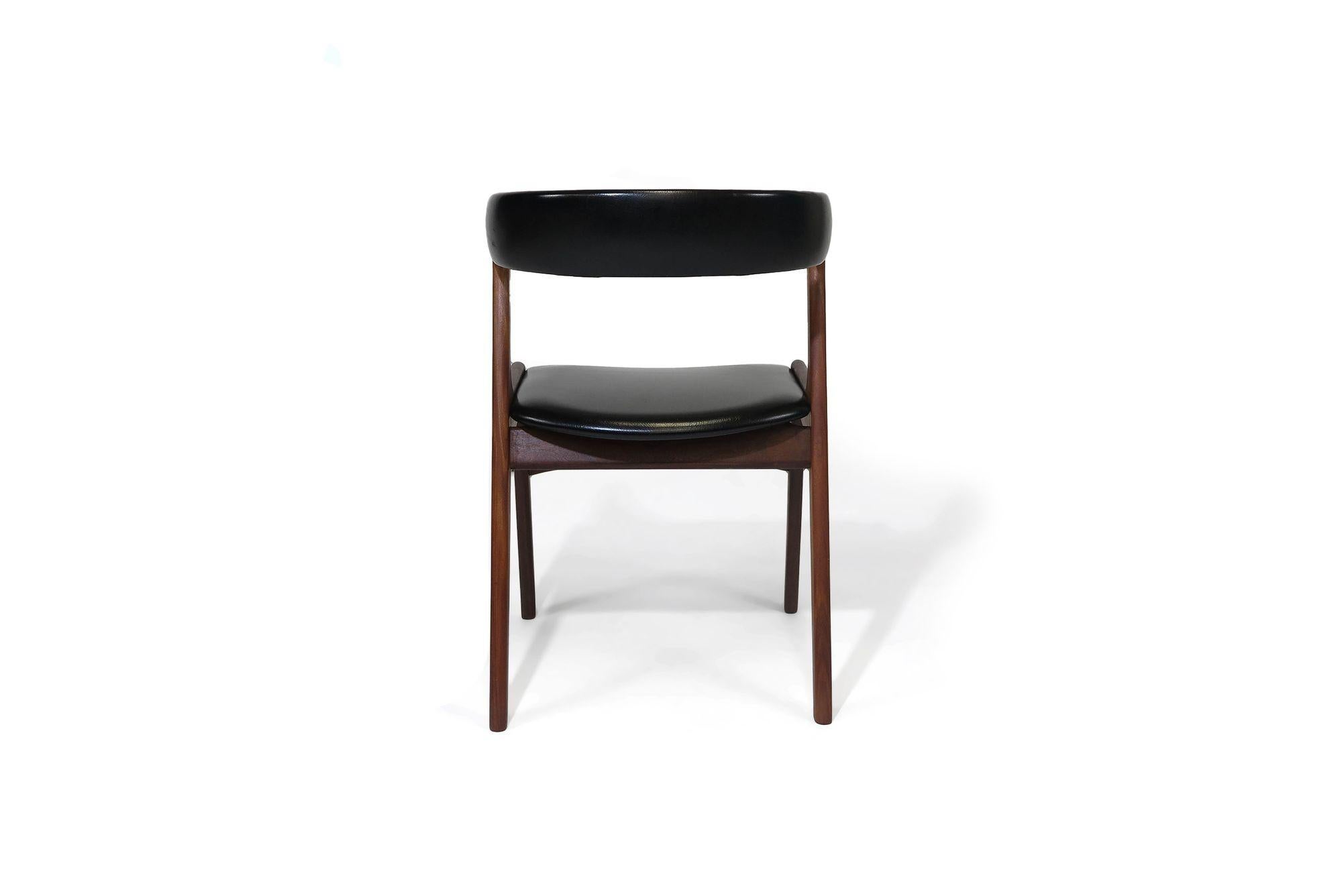 Midcentury Danish Curved Back Dining Chairs in Black Vinyl For Sale 2