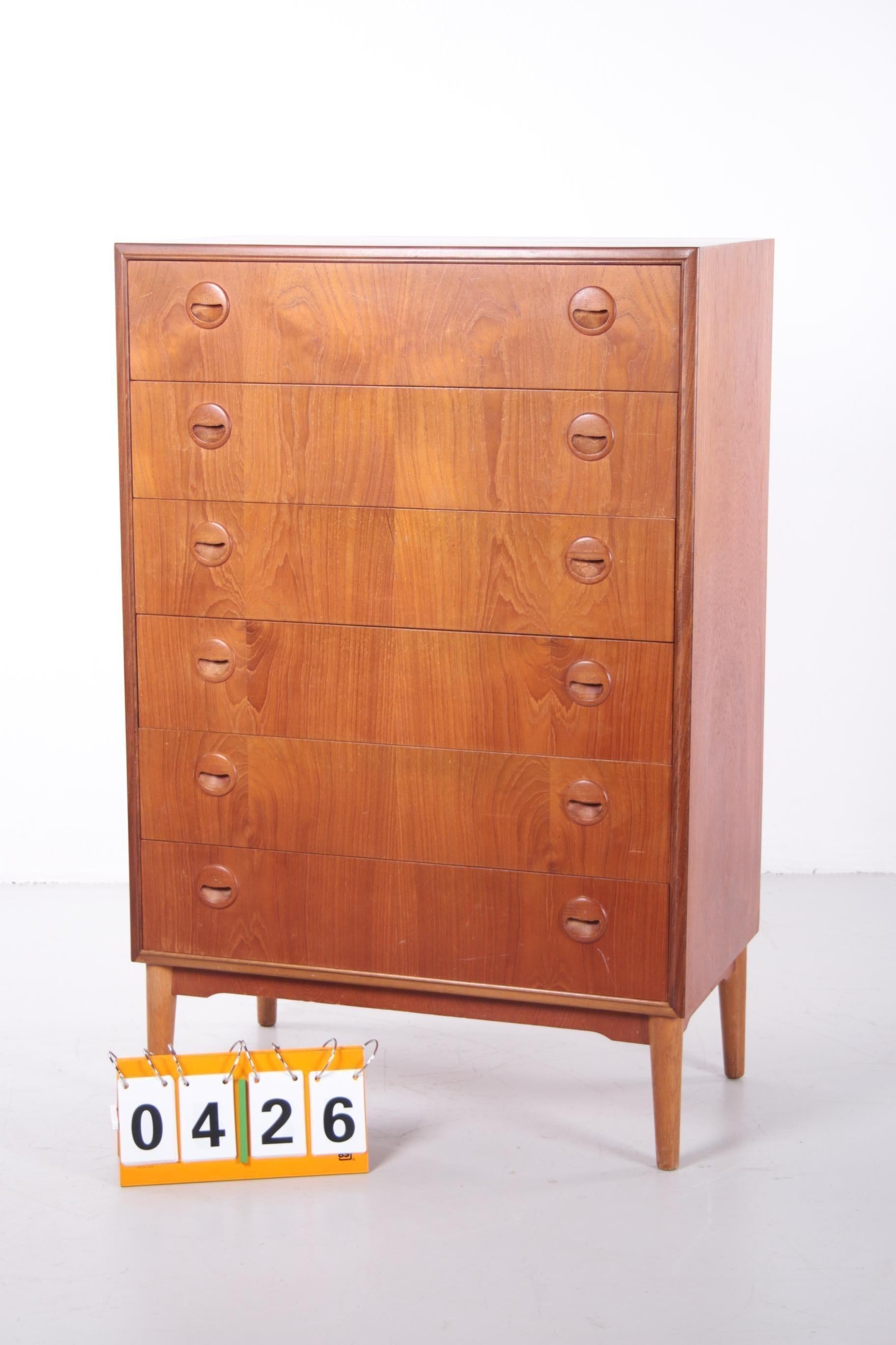 20th Century Mid-Century Danish Design 6 Drawer Chest with Round Handle, 1960s