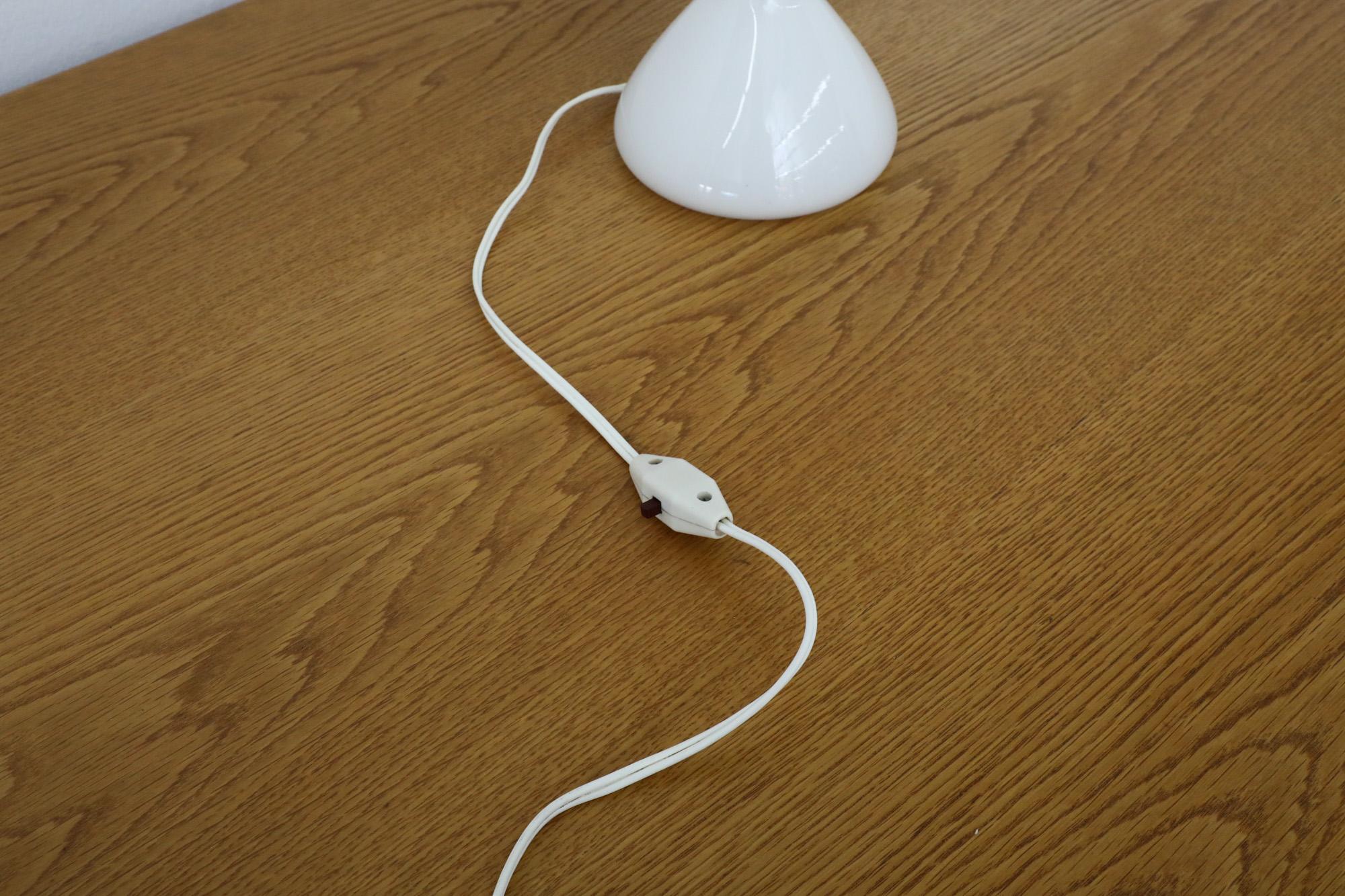 Lampade da tavolo in vetro di design danese del metà secolo di Holmegaard in vendita 5