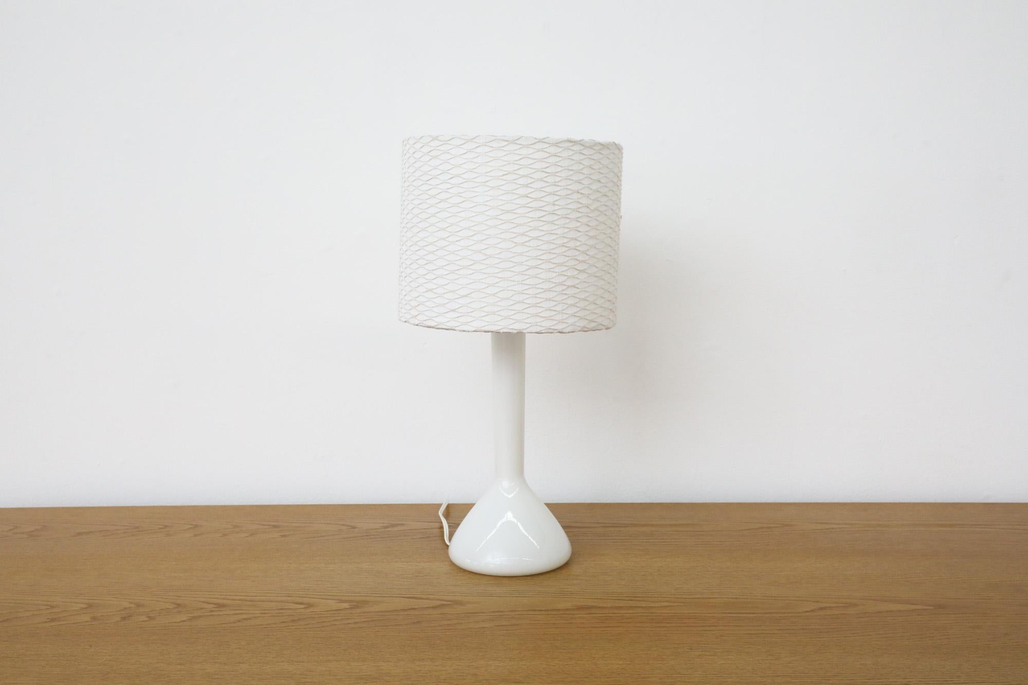 Danese Lampade da tavolo in vetro di design danese del metà secolo di Holmegaard in vendita