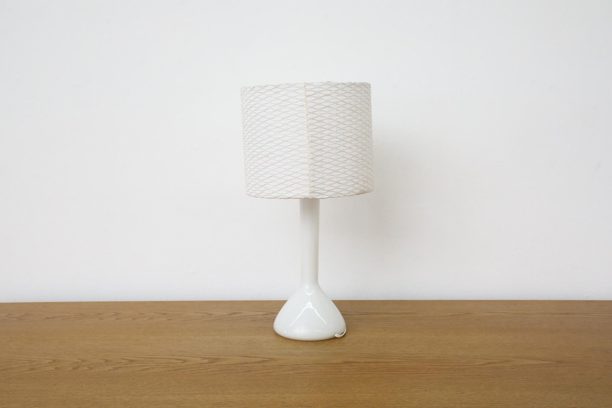 XX secolo Lampade da tavolo in vetro di design danese del metà secolo di Holmegaard in vendita