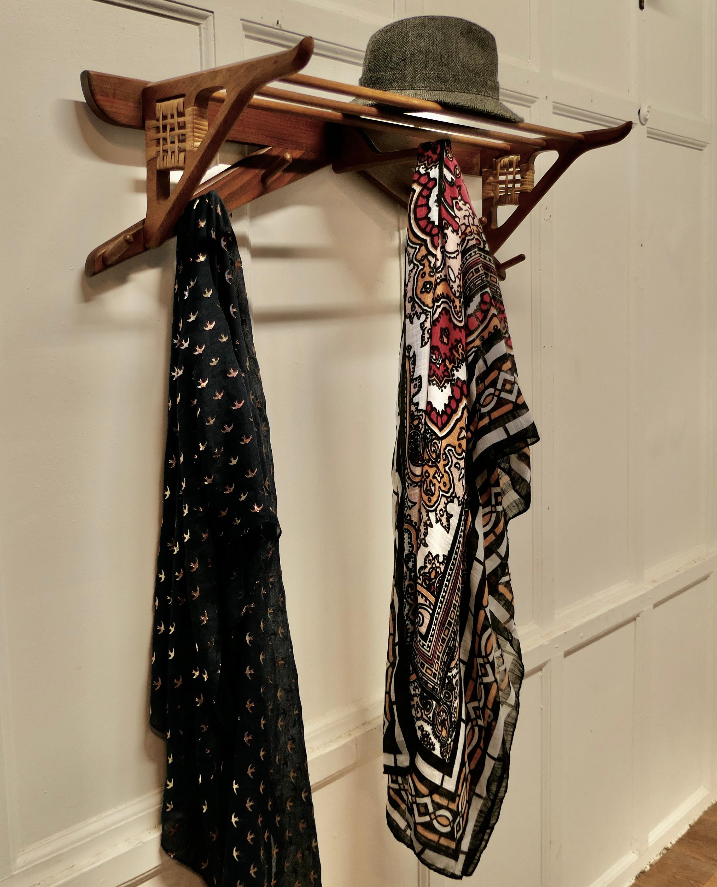 Mid-century Danish Design Solid Teak Hall Rack Coat Hanger    For Sale 1
