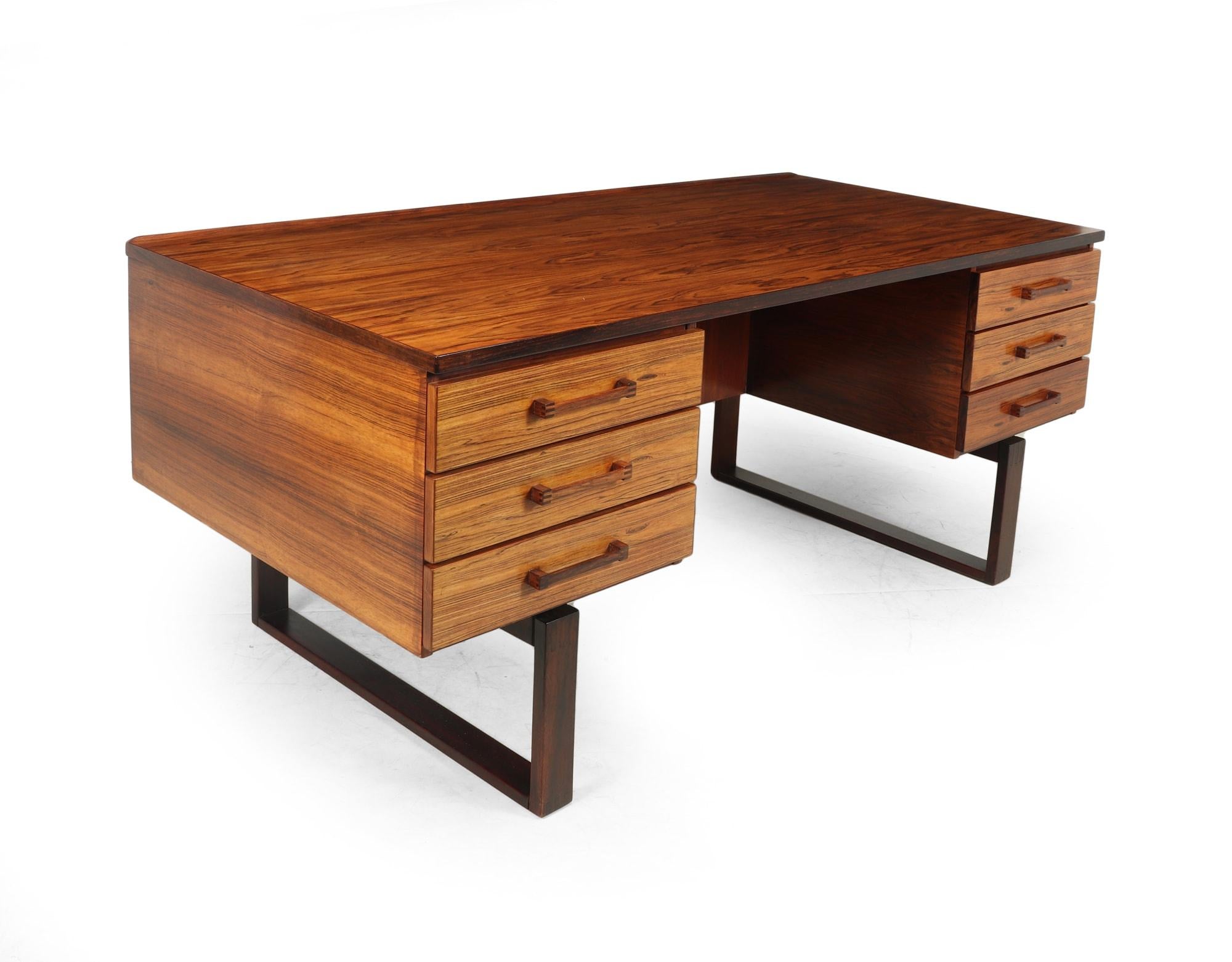 Mid Century Danish Desk by Henning Jensen In Excellent Condition In Paddock Wood Tonbridge, GB