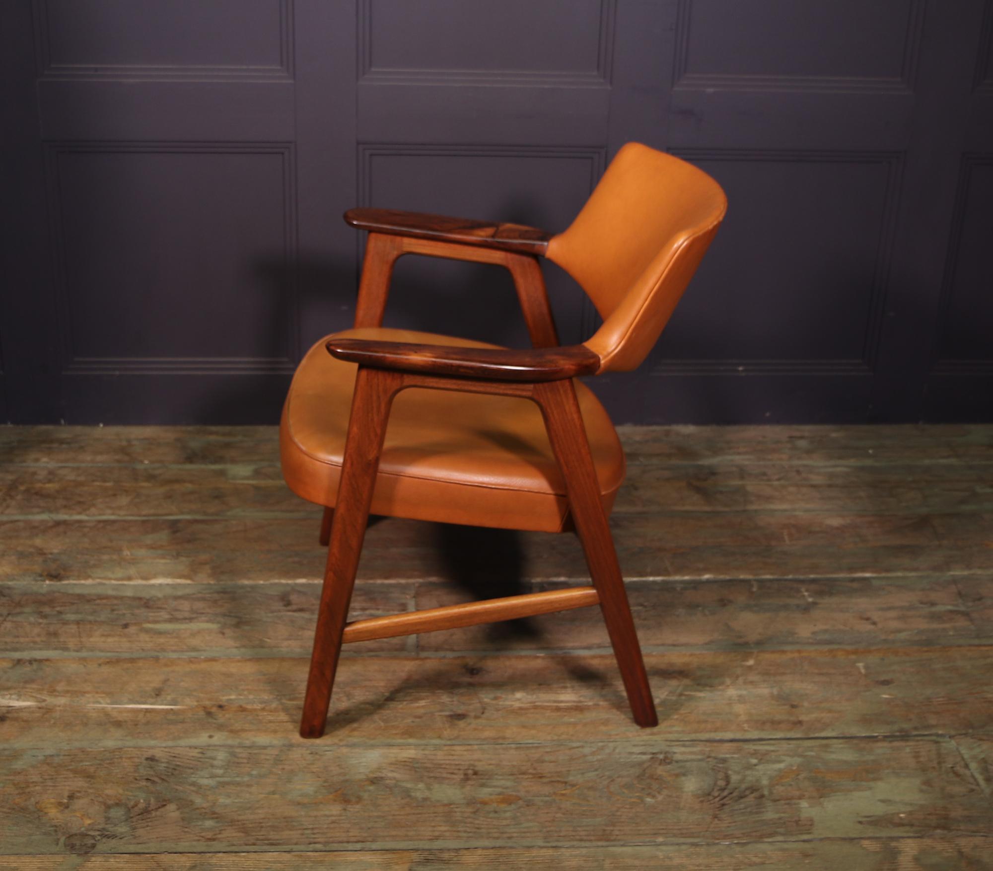 Mid century Danish Desk Chair by Erik Kirkkegard 4
