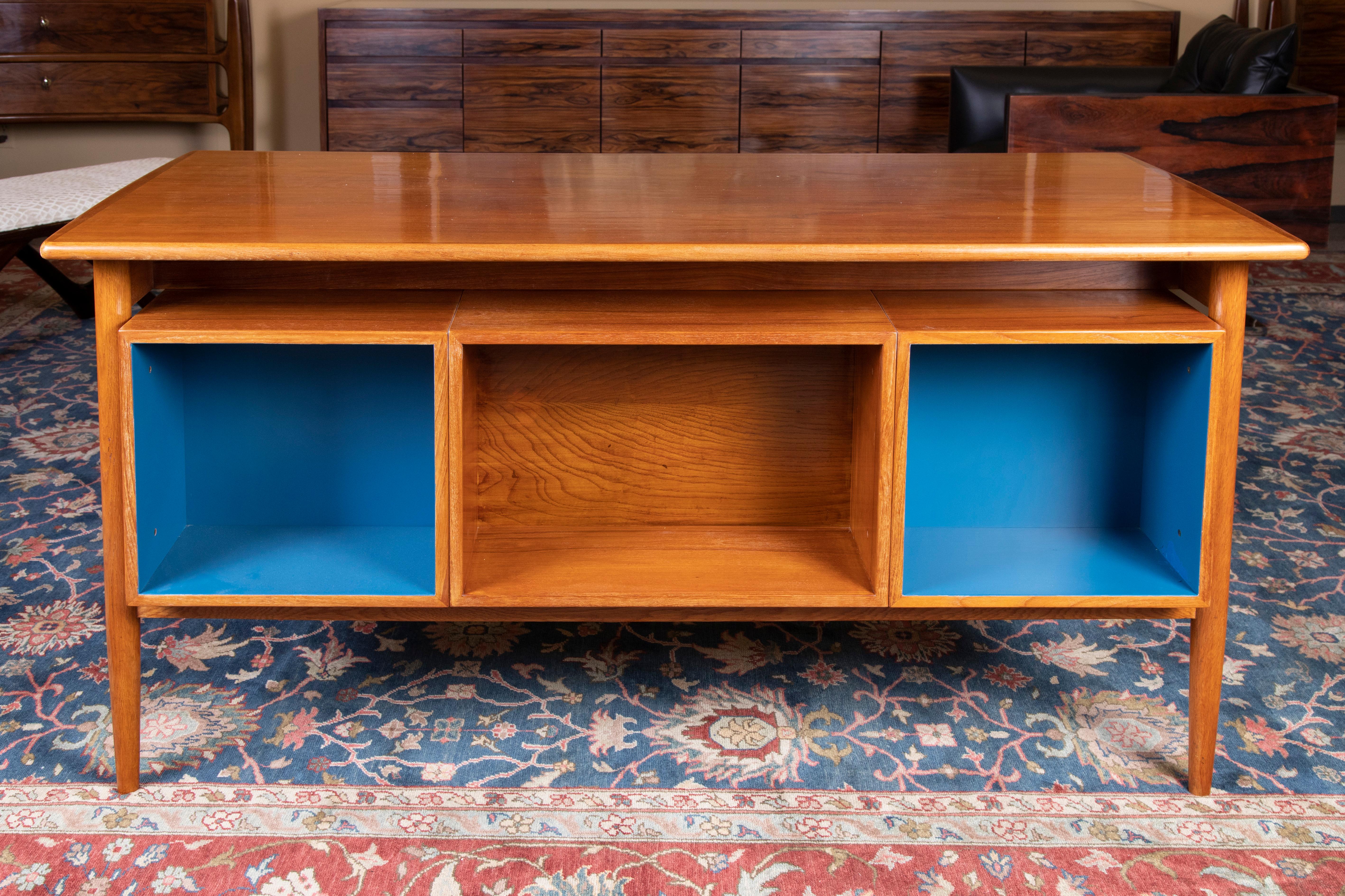 Mid-Century Danish Desk in Walnut 1