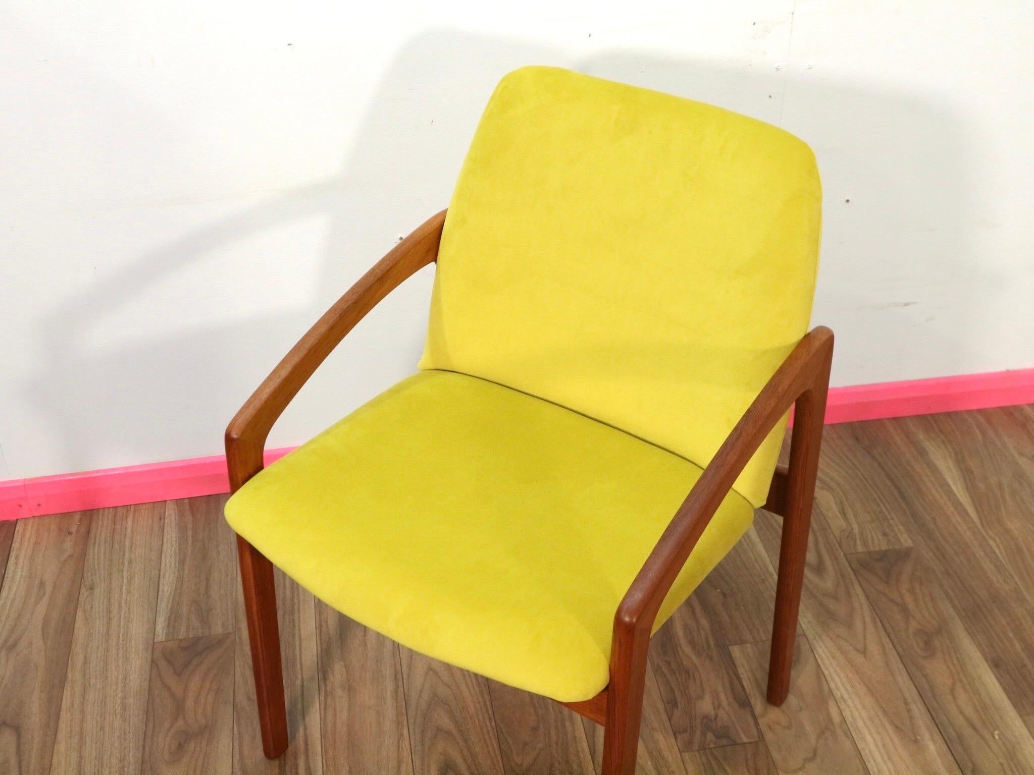 This beautiful set of 4 Model 23 dining chairs by Henning Kjaernulf for Korup Stolefabrik are a fantastic example of danish elegant and stylish design. Covered in vivid yellow these chaors would look fantastic around any table.

Please note this