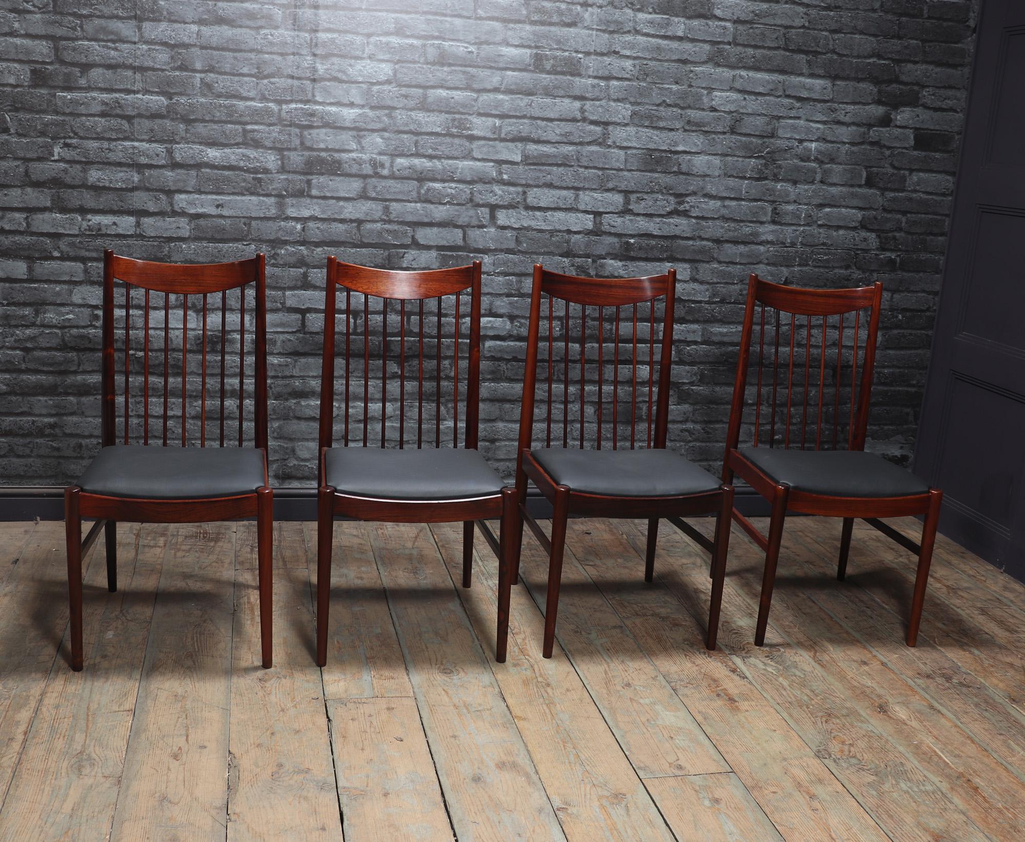 Mid Century Danish Dining Chairs Model 422 by Arne Vodder In Good Condition For Sale In Paddock Wood Tonbridge, GB