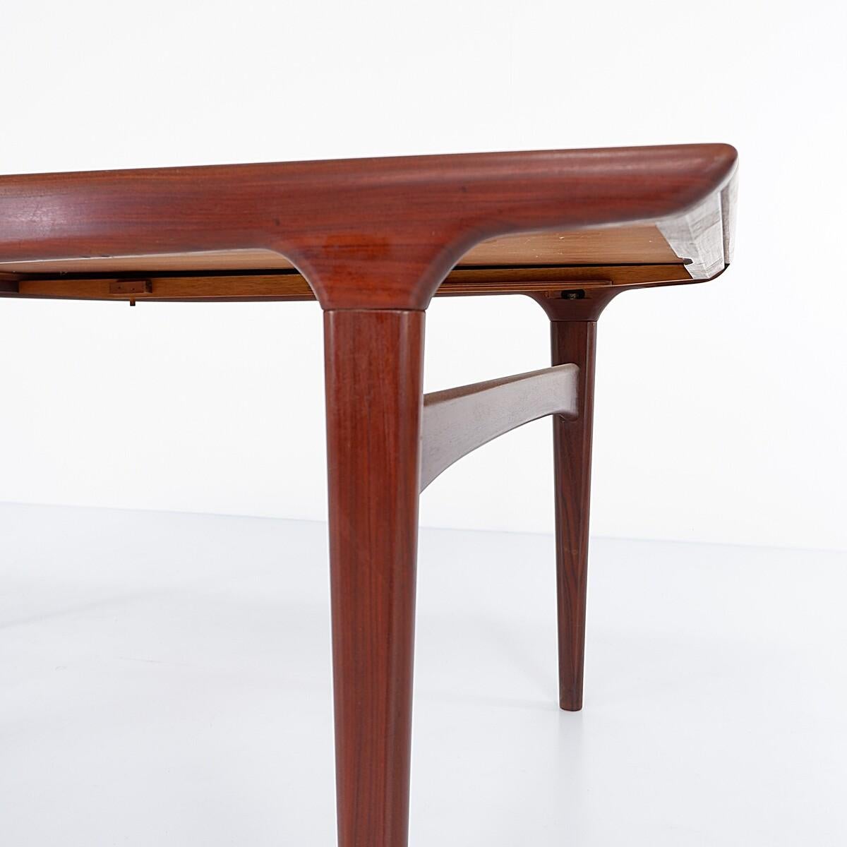 Mid-Century Modern Mid Century Danish Dining Table by Johannes Andersen, Uldum Møbelfabrik