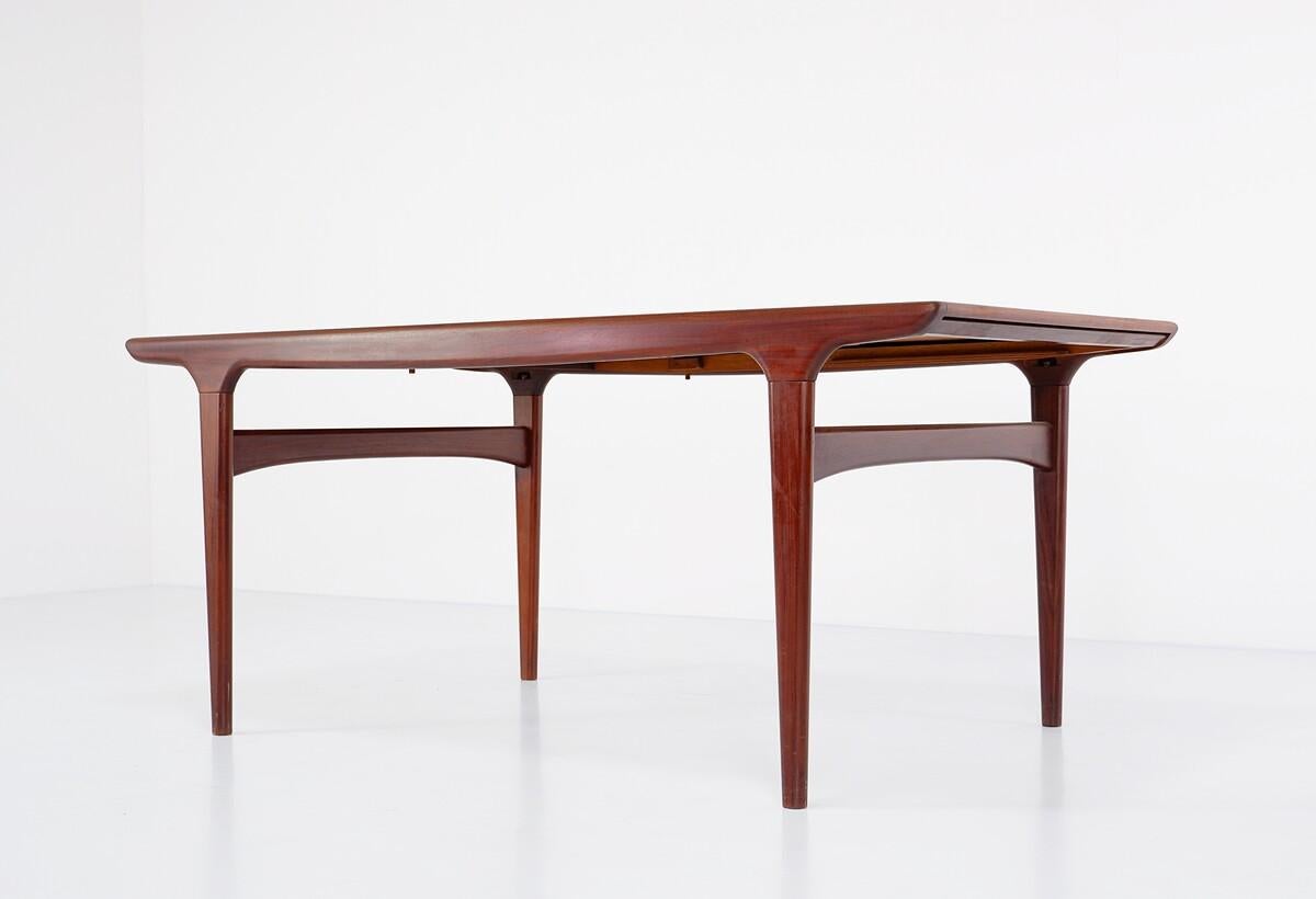 Wood Mid Century Danish Dining Table by Johannes Andersen, Uldum Møbelfabrik