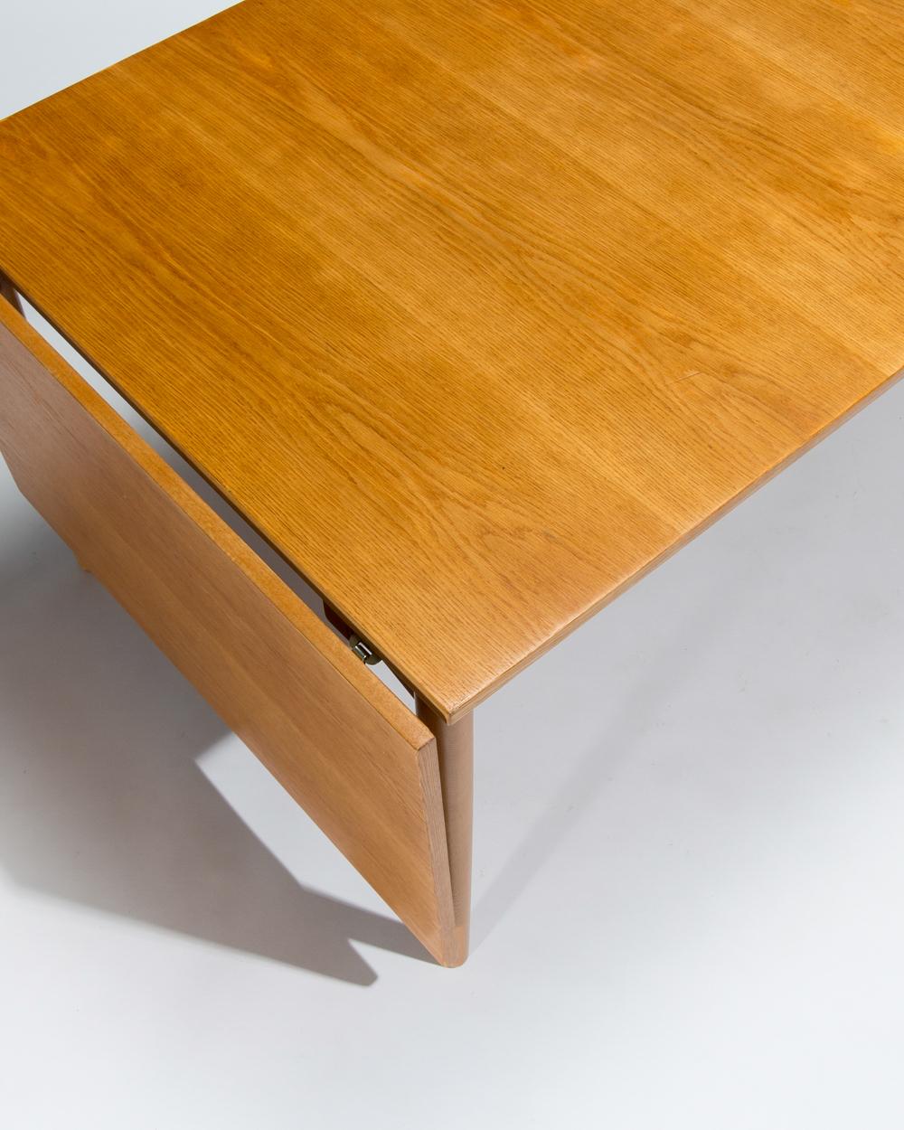 Mid Century Danish Dining Table In Oak By Borge Mogensen, 1960’s For Sale 2