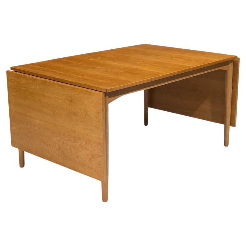 Mid Century Danish Dining Table In Oak By Borge Mogensen, 1960’s For Sale