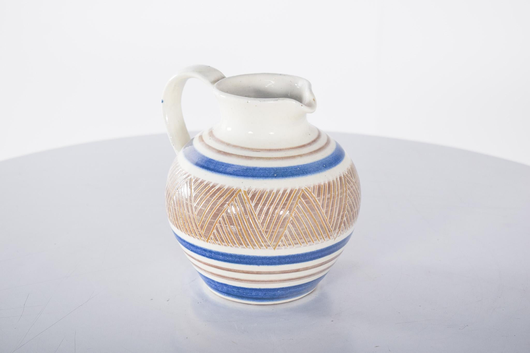 Mid-Century moderno Brocca in ceramica danese a cupola del metà secolo in vendita