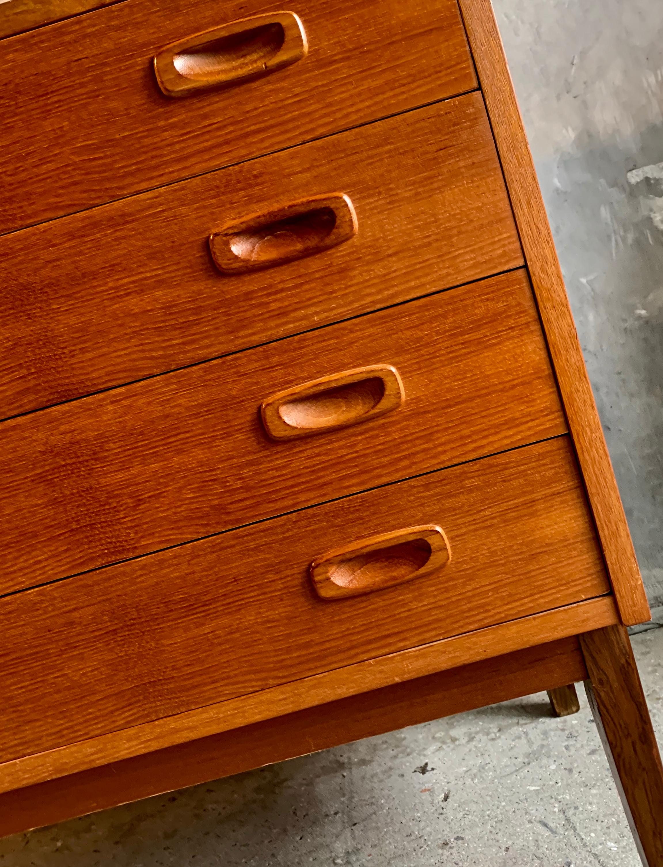 Midcentury Danish Dresser from PS Furniture, 1960s In Good Condition In Copenhagen, DK