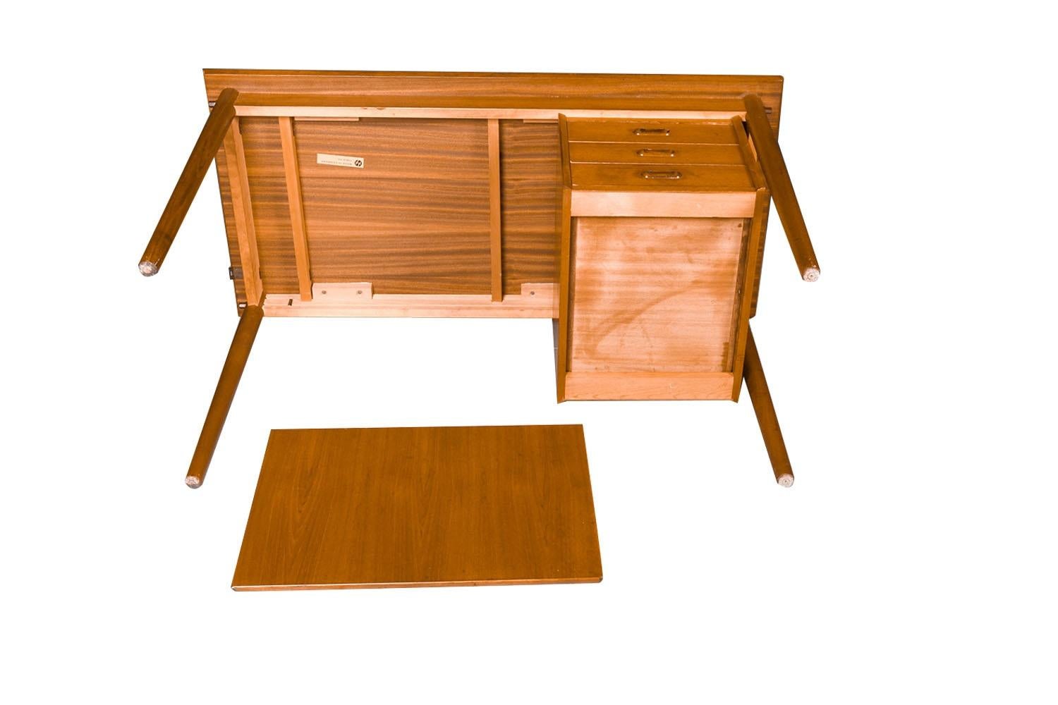 Mid Century Danish Drop Leaf Expanding Desk Arne Vodder For Sale 5