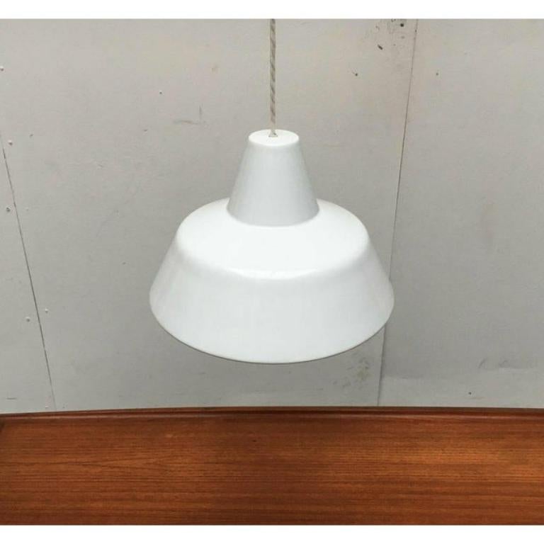 Lampada a sospensione danese Emaille Amatur di Louis Poulsen, anni '60, metà secolo in vendita 5
