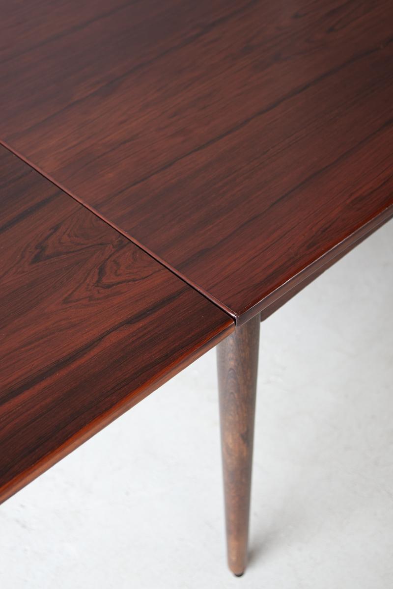 Mid Century, Danish Extendable Dining Table in Rosewood For Sale 3