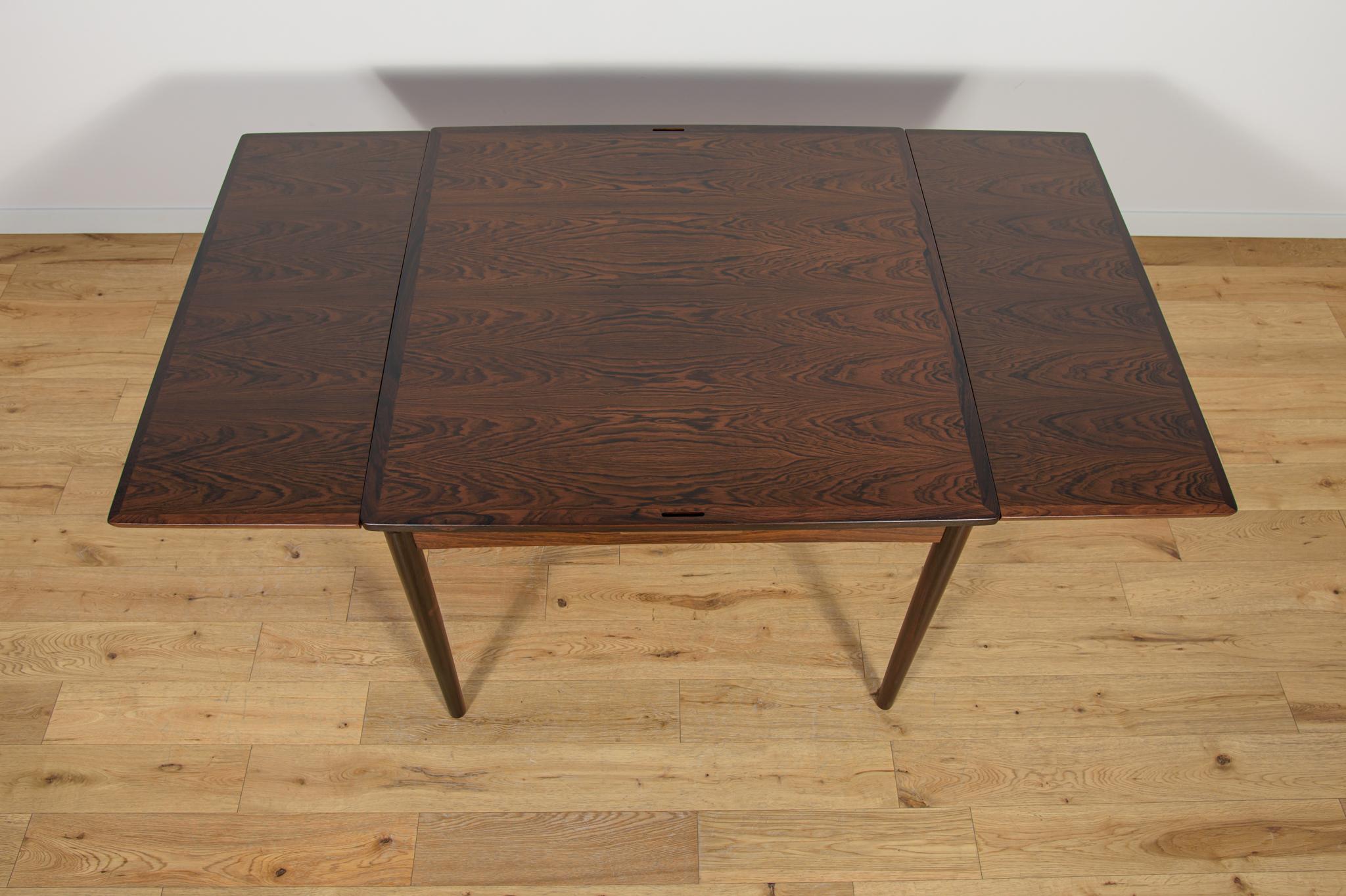 Milieu du XXe siècle Table de salle à manger extensible en palissandre, Danemark, années 1960 en vente