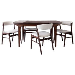 Mid Century, Danish Extending 'Surfboard' Dining Table in Rosewood
