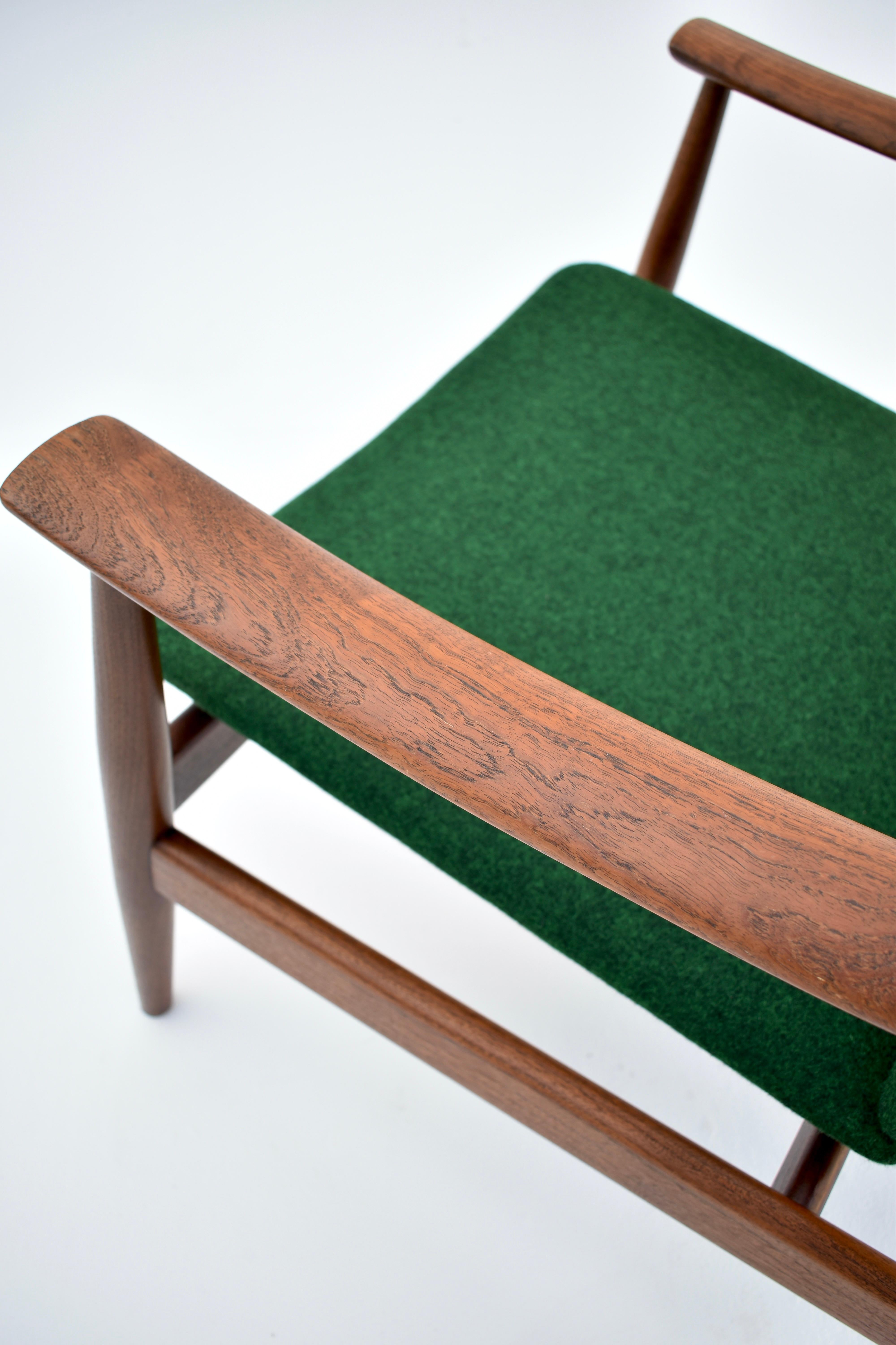 Mid Century Danish Finn Juhl Model 138 Teak Lounge Chair For France & Son For Sale 5